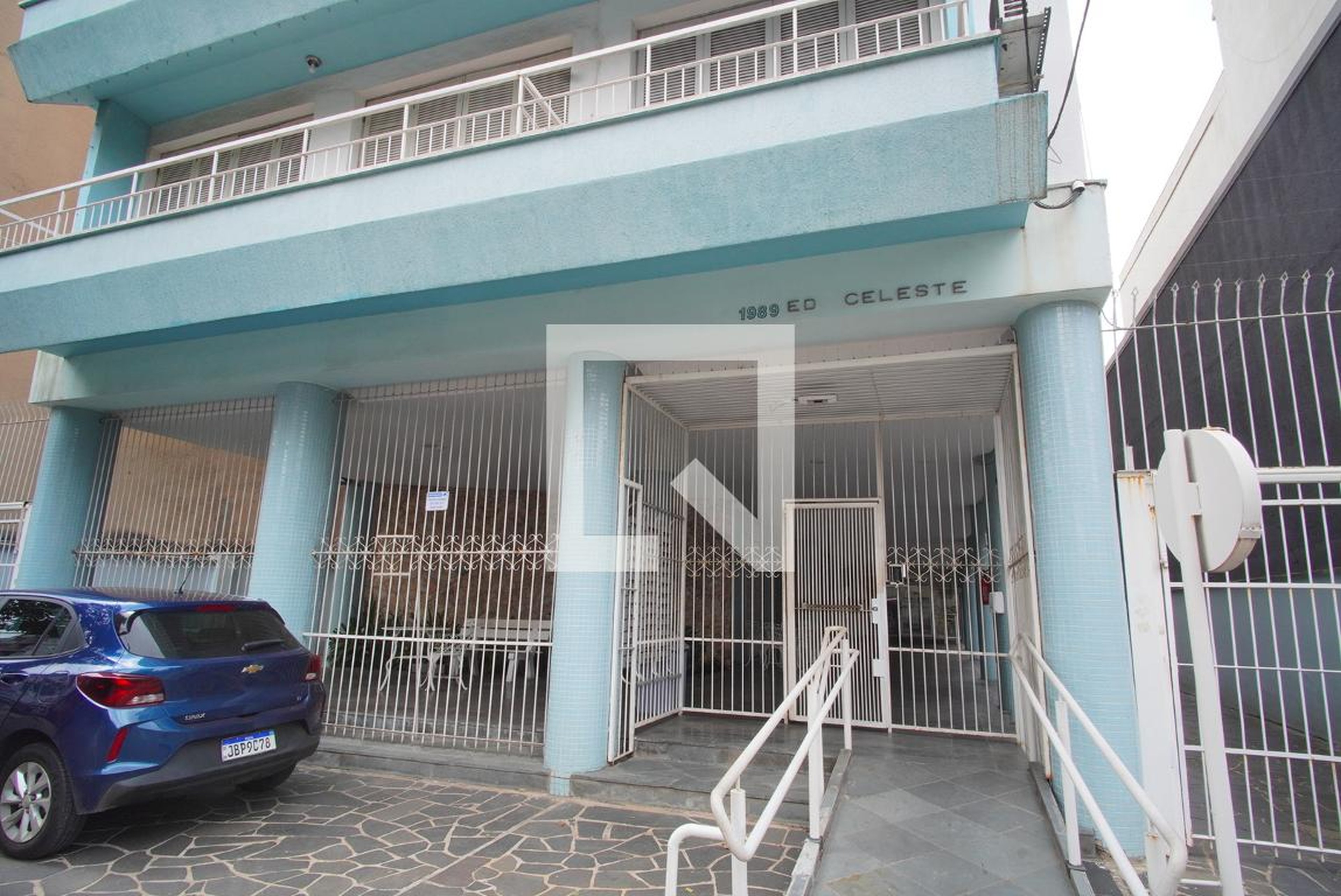 Fachada Condomínio em Avenida Cristóvão Colombo, 1989