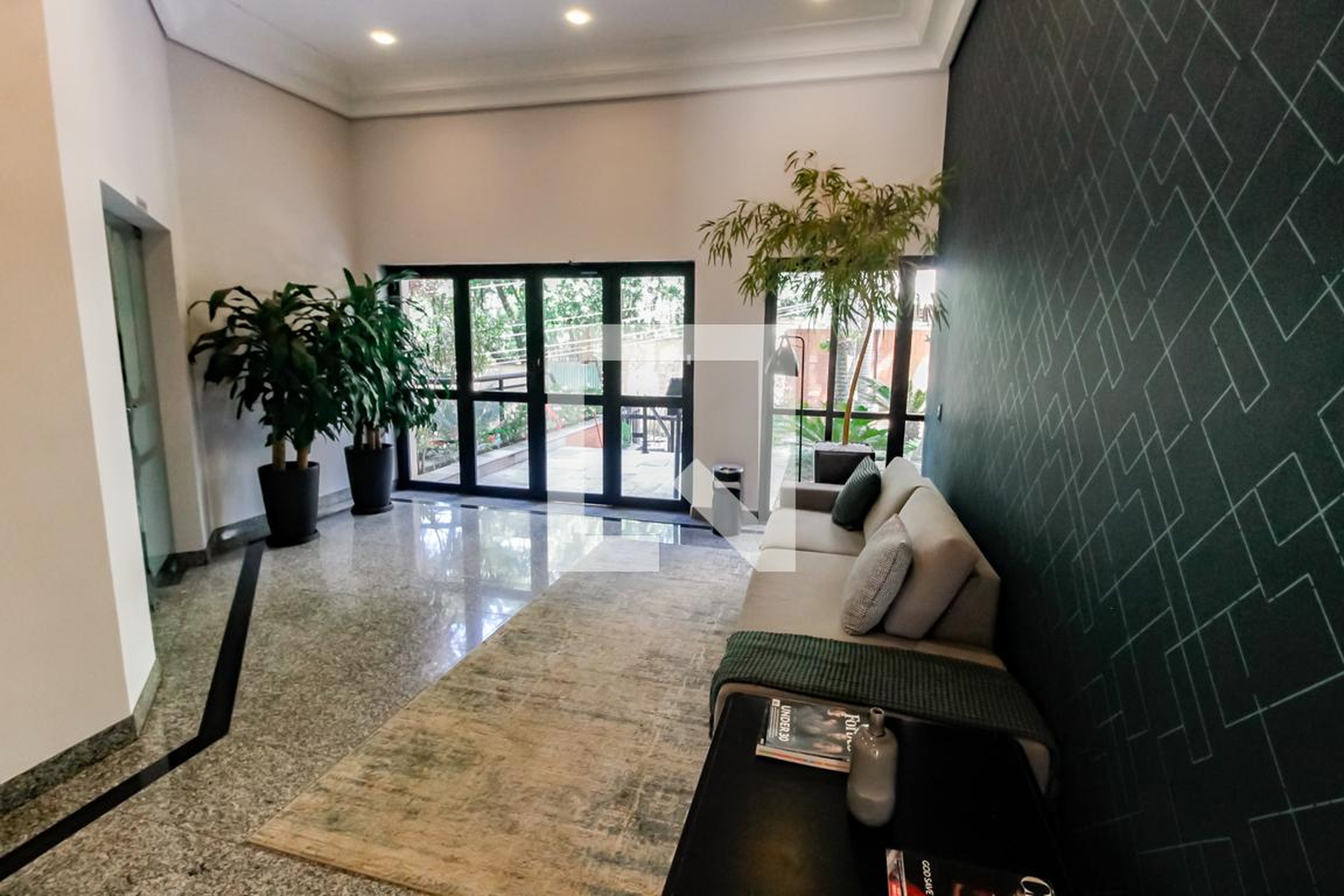 Hall de entrada - De Ville