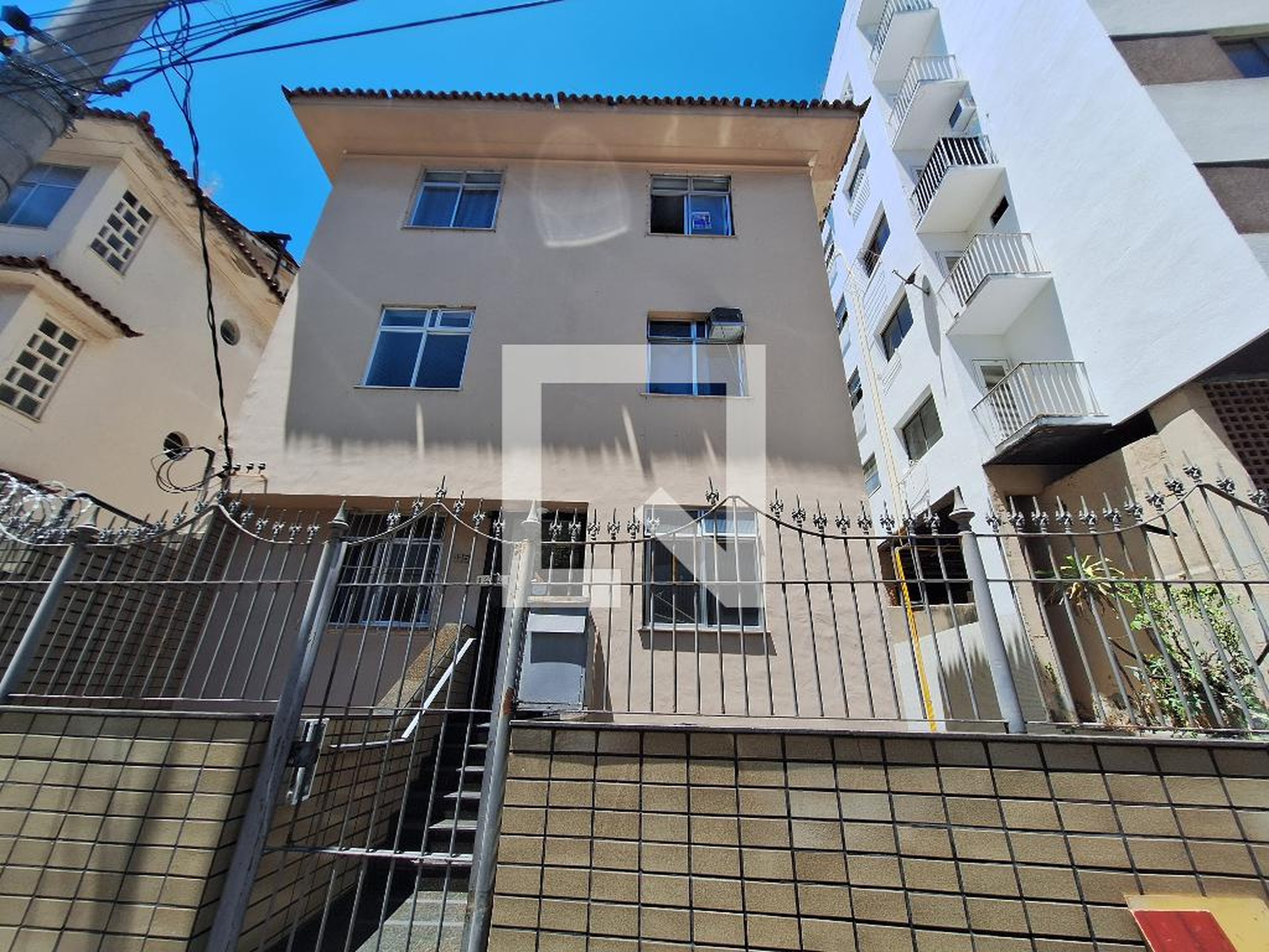 Fachada Condomínio em Rua Cardeal Dom Sebastião Leme, 115