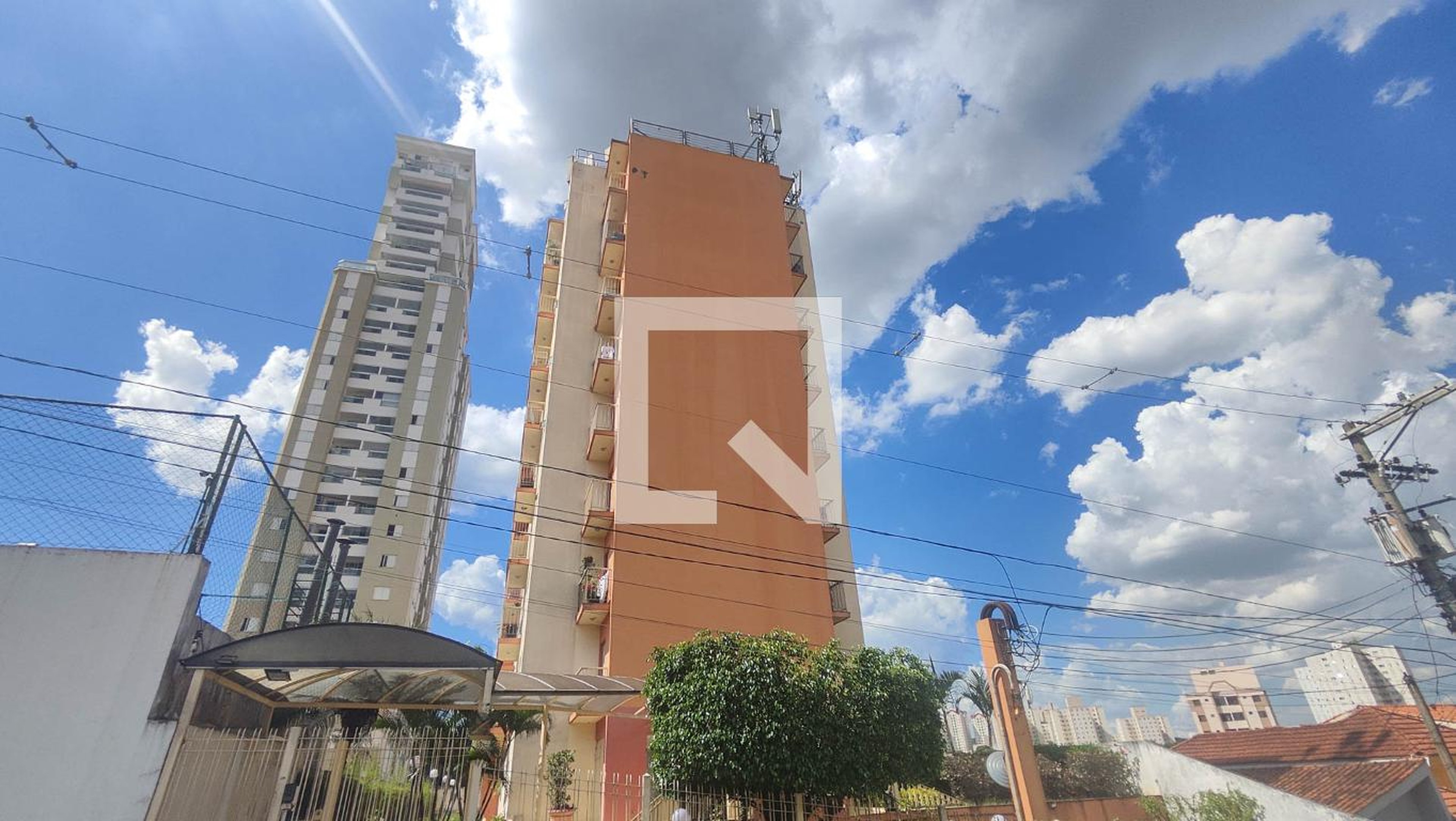 Fachada do Prédio Condomínio Flores do Campo