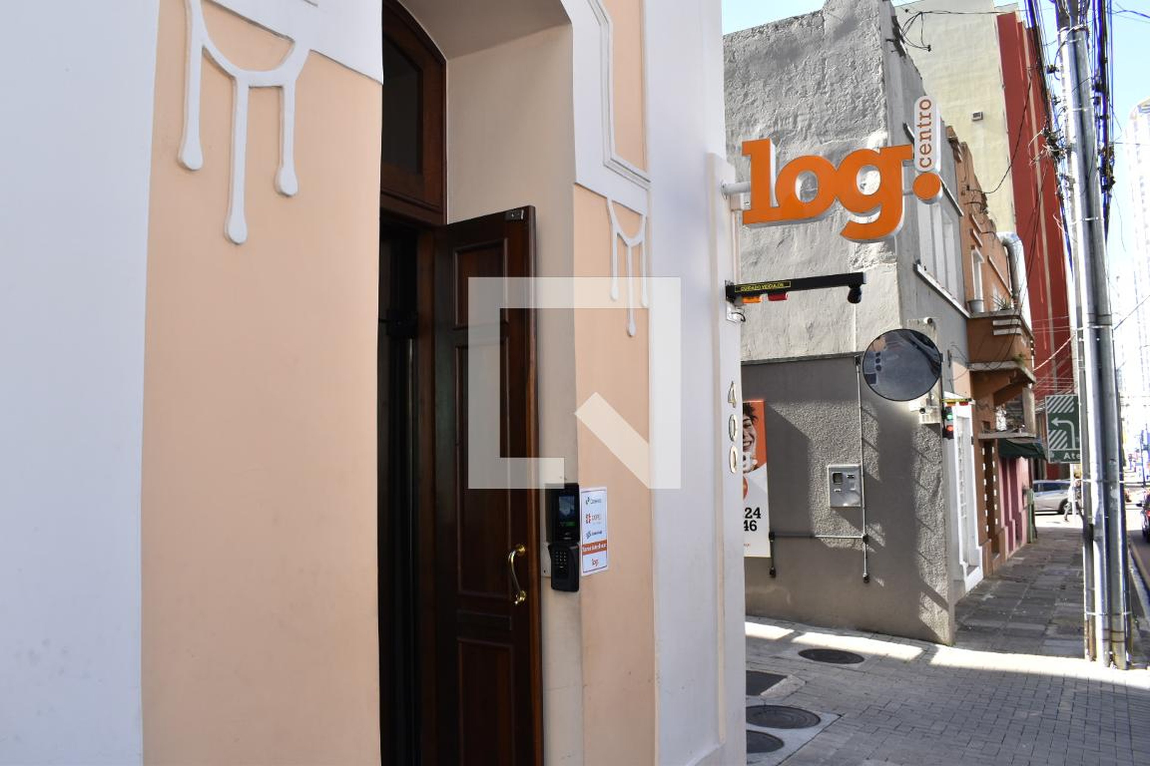 Fachada Condomínio Log