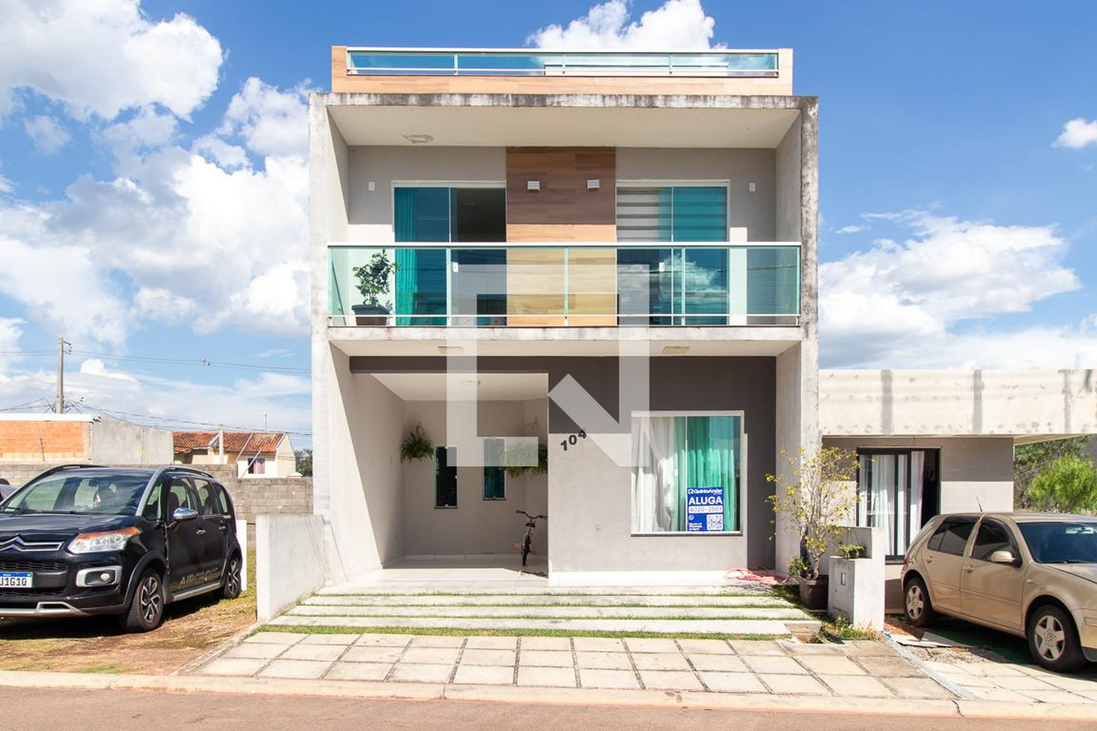 Fachada Condomínio em Rua Uriel Nogueira dos Santos, 559