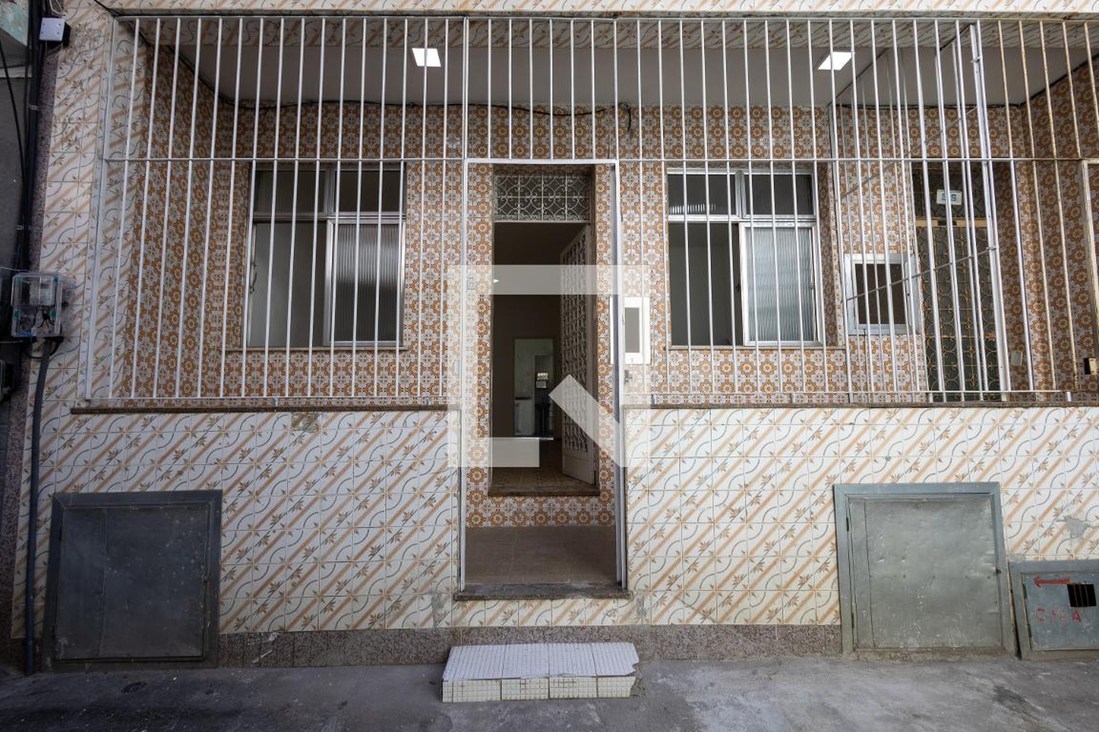 Fachada Condomínio em Rua Almirante Baltazar, 140