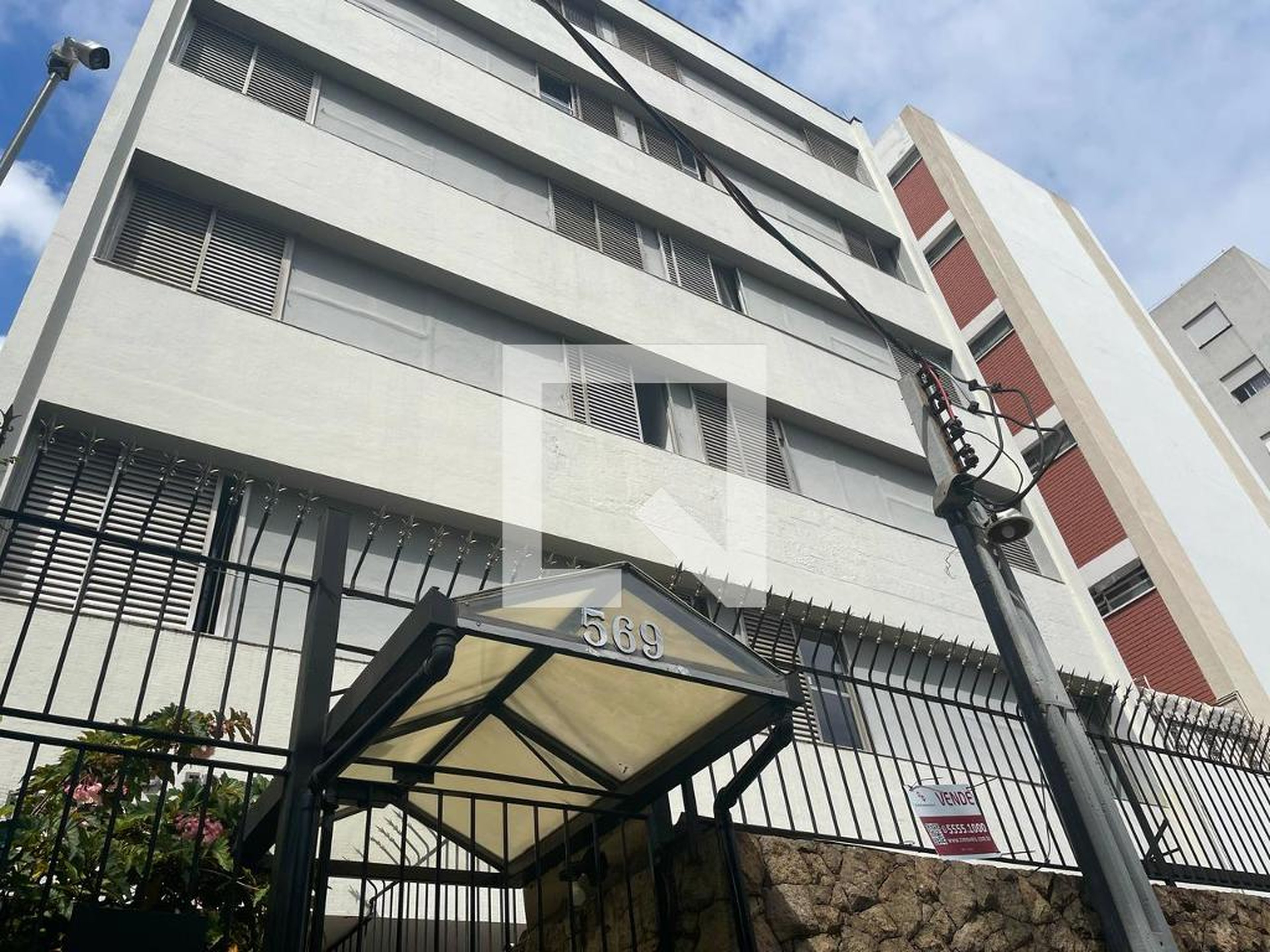 Fachada Condomínio Candido Espinheira