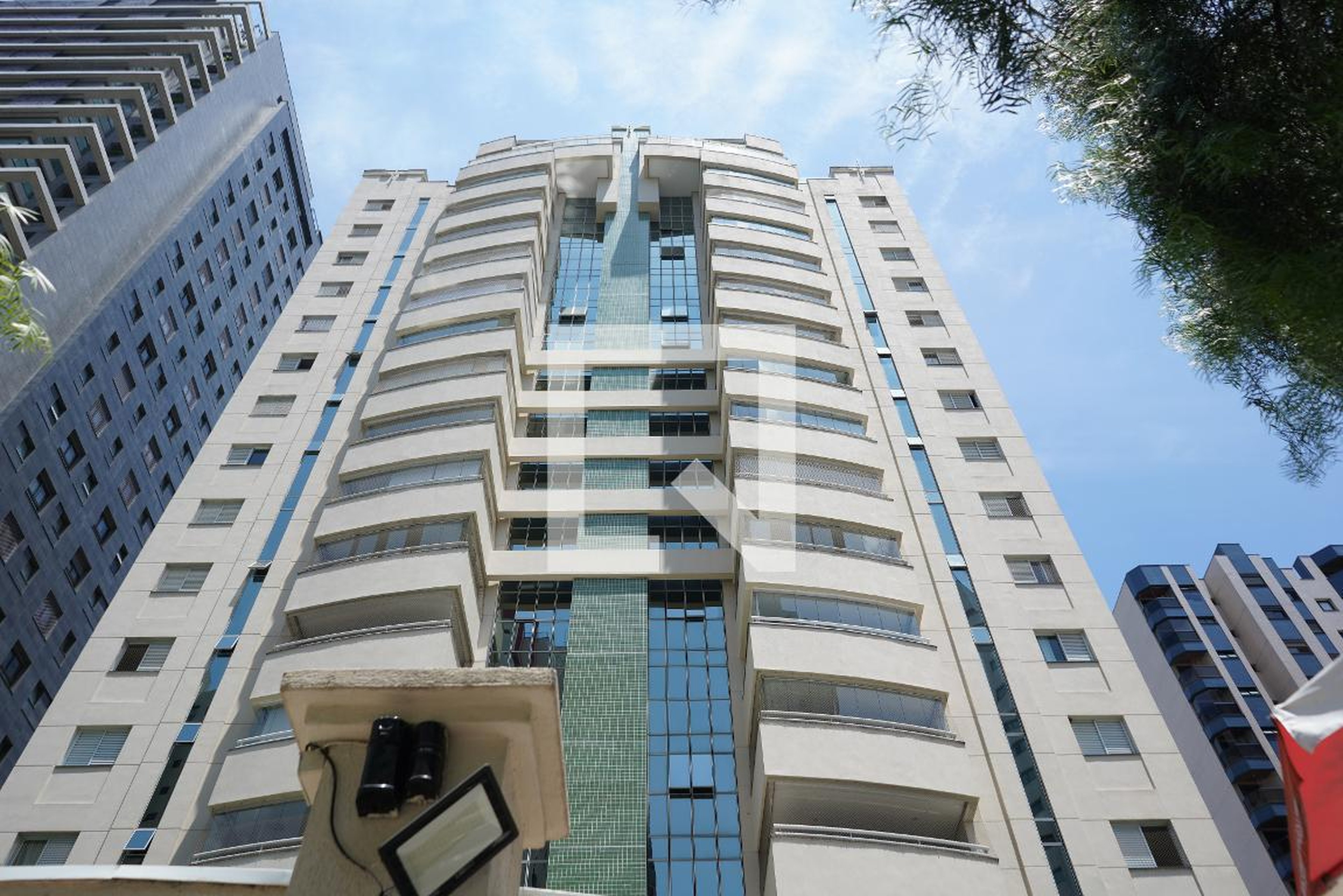 Fachada Condomínio Chácara do Regente