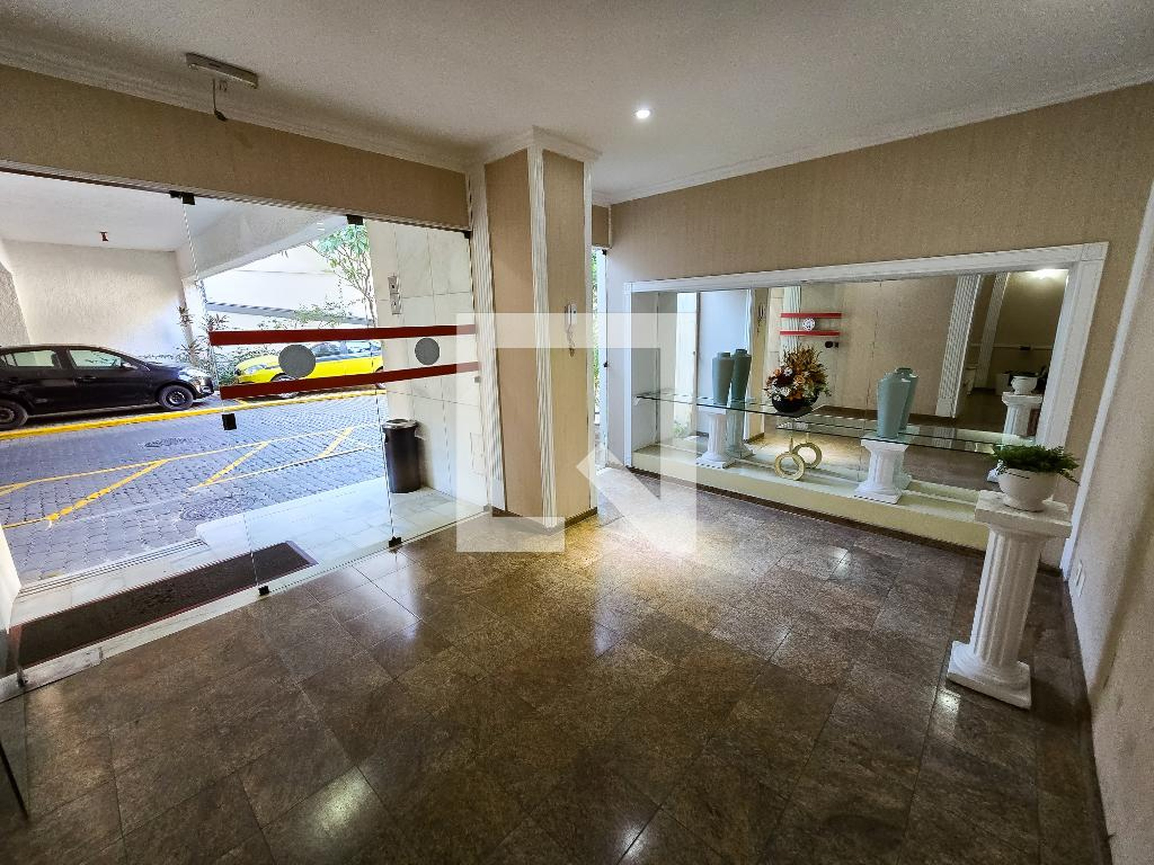 Hall de entrada - Nossa Senhora de Lurdes