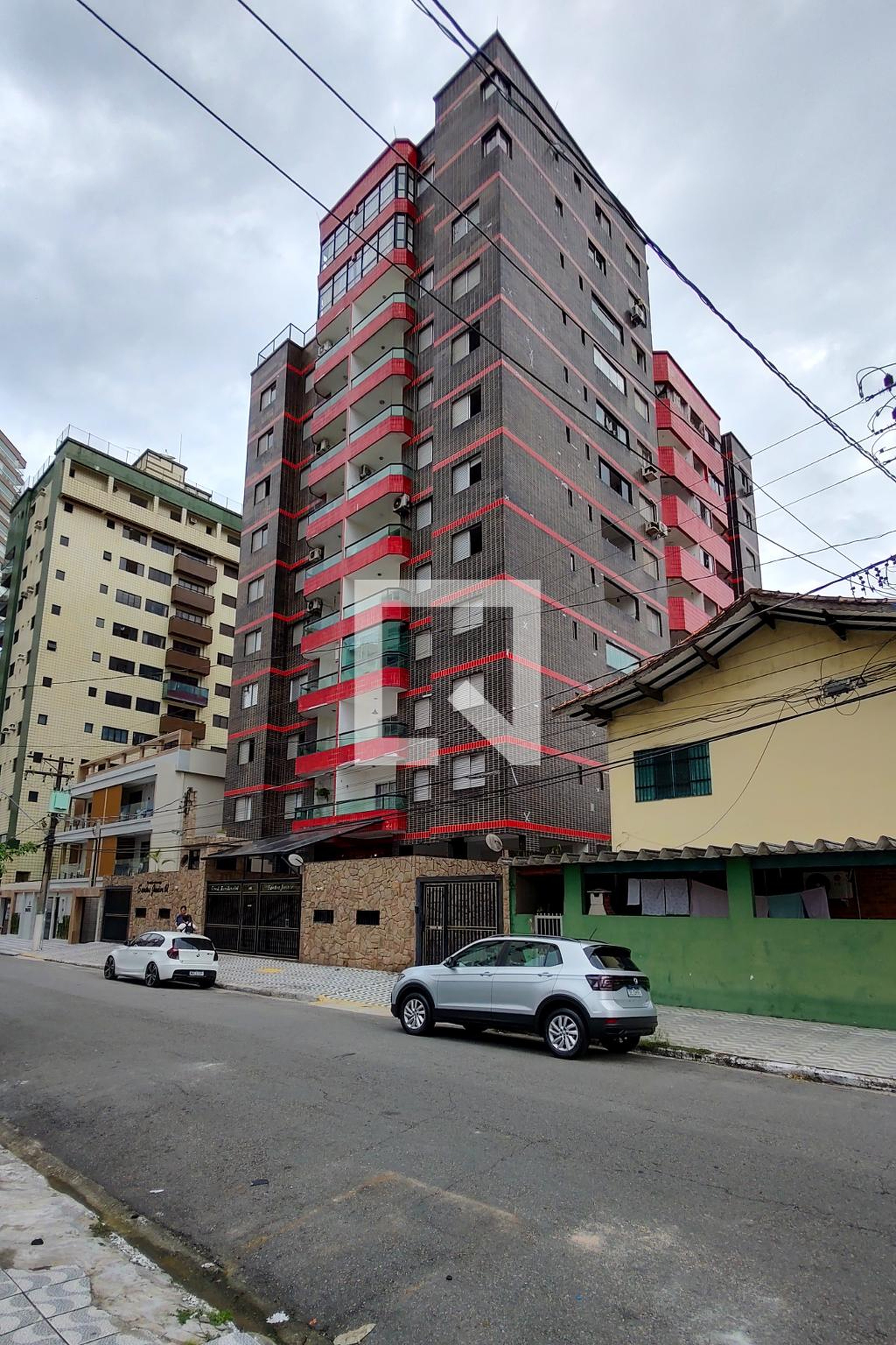 Fachada do Prédio Condomínio Santos Junior