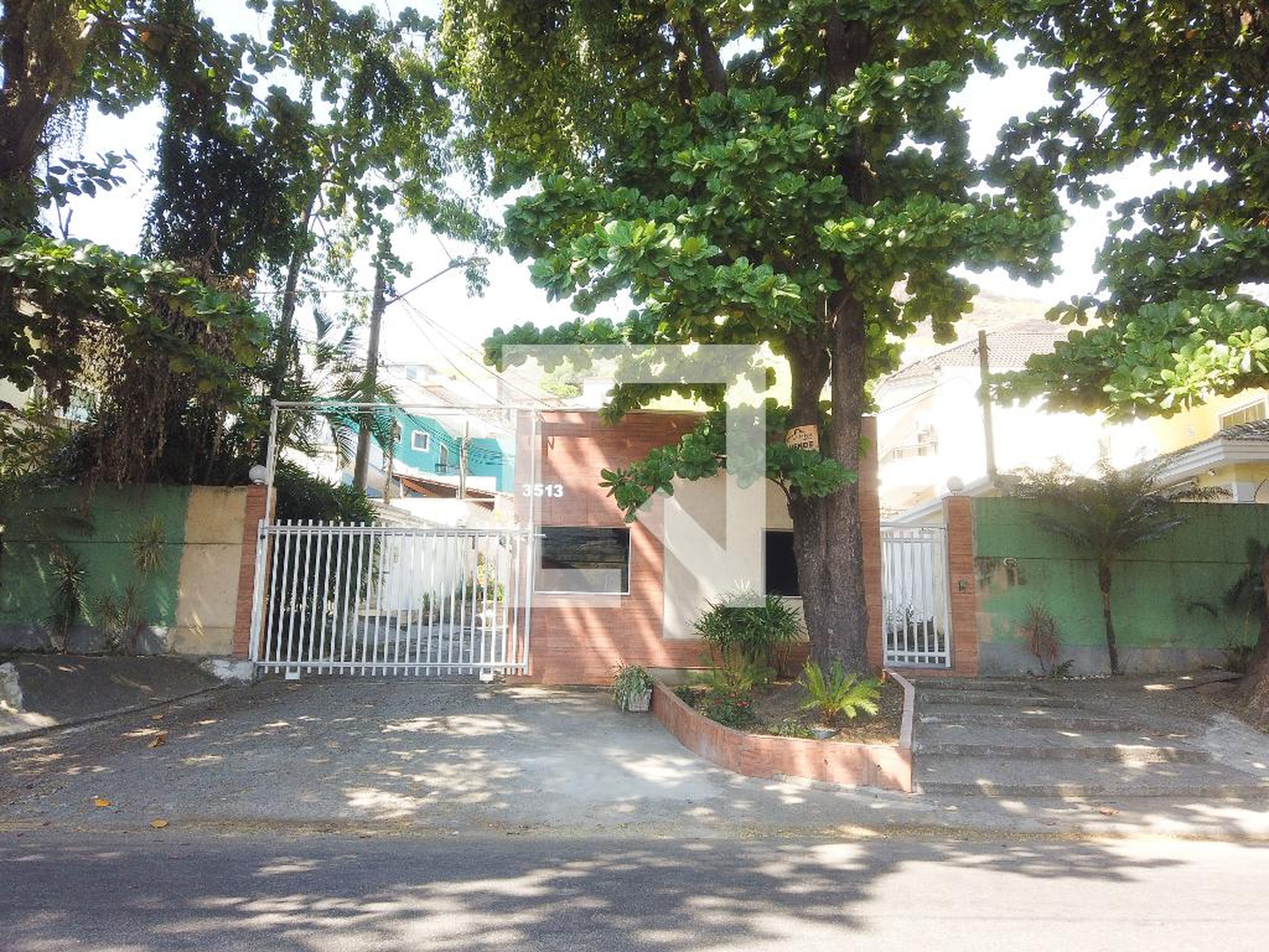 Fachada do Condomínio Condomínio Ilumine