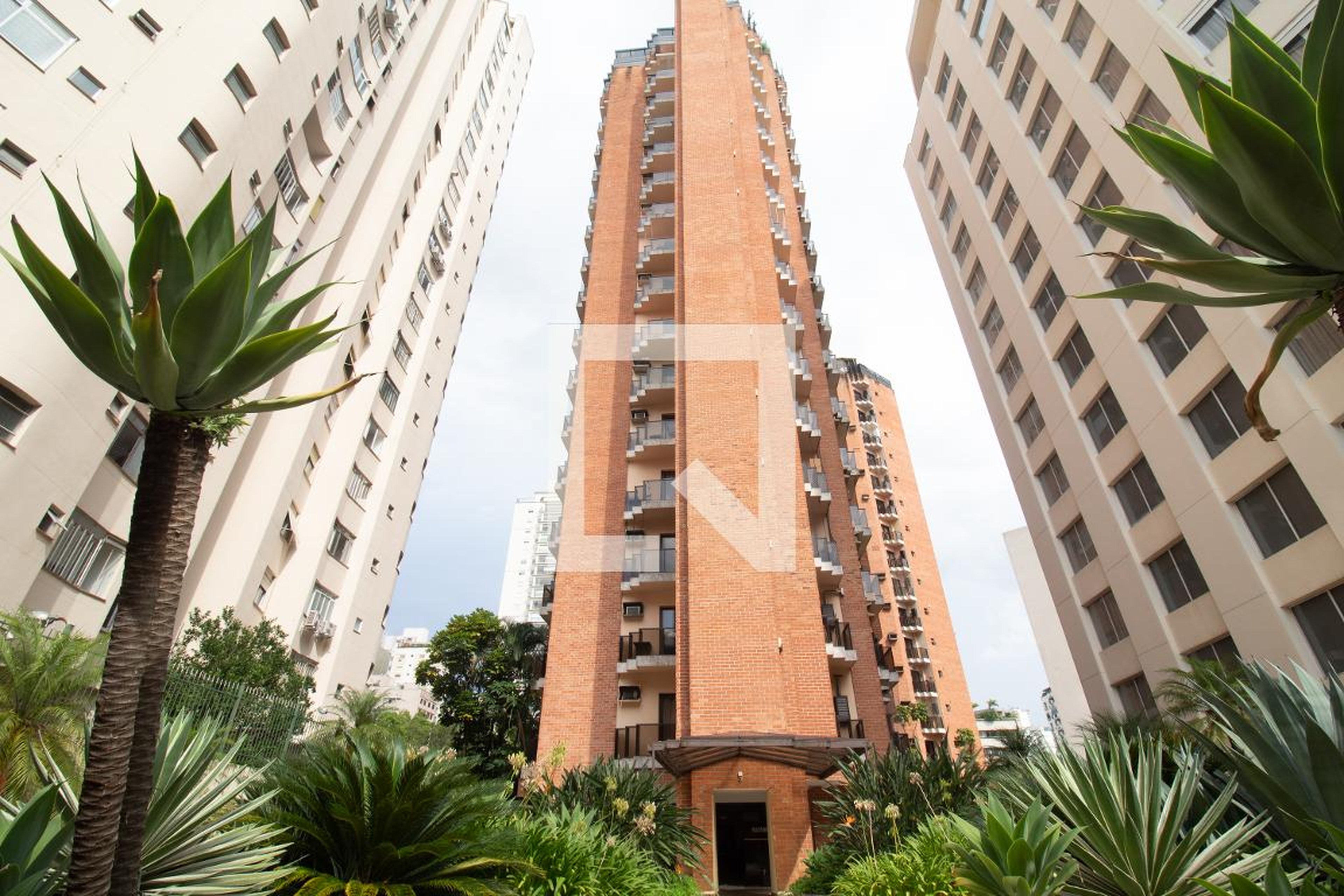 Fachada Condomínio Paulistânia