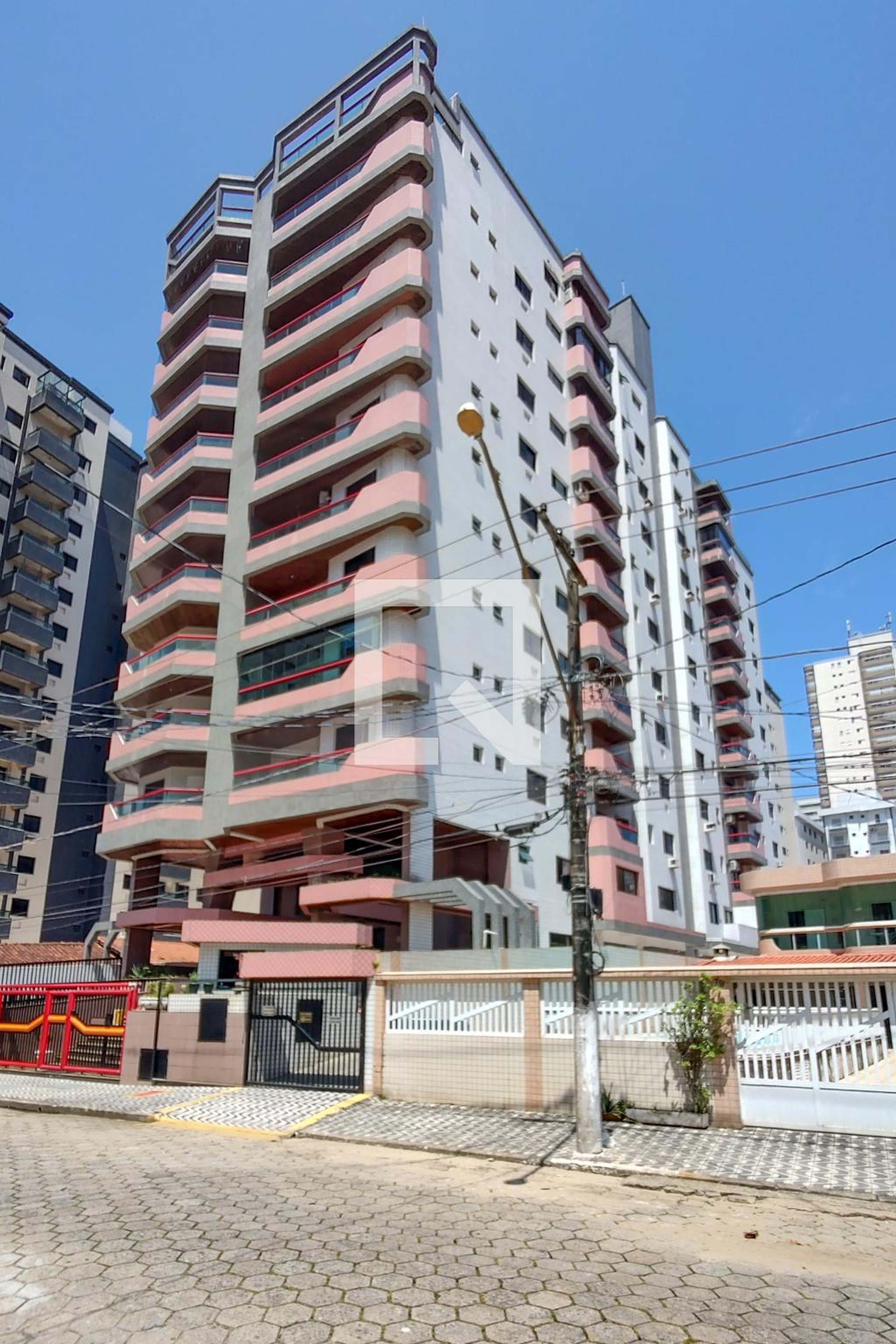 Fachada do Prédio Condomínio Rosales