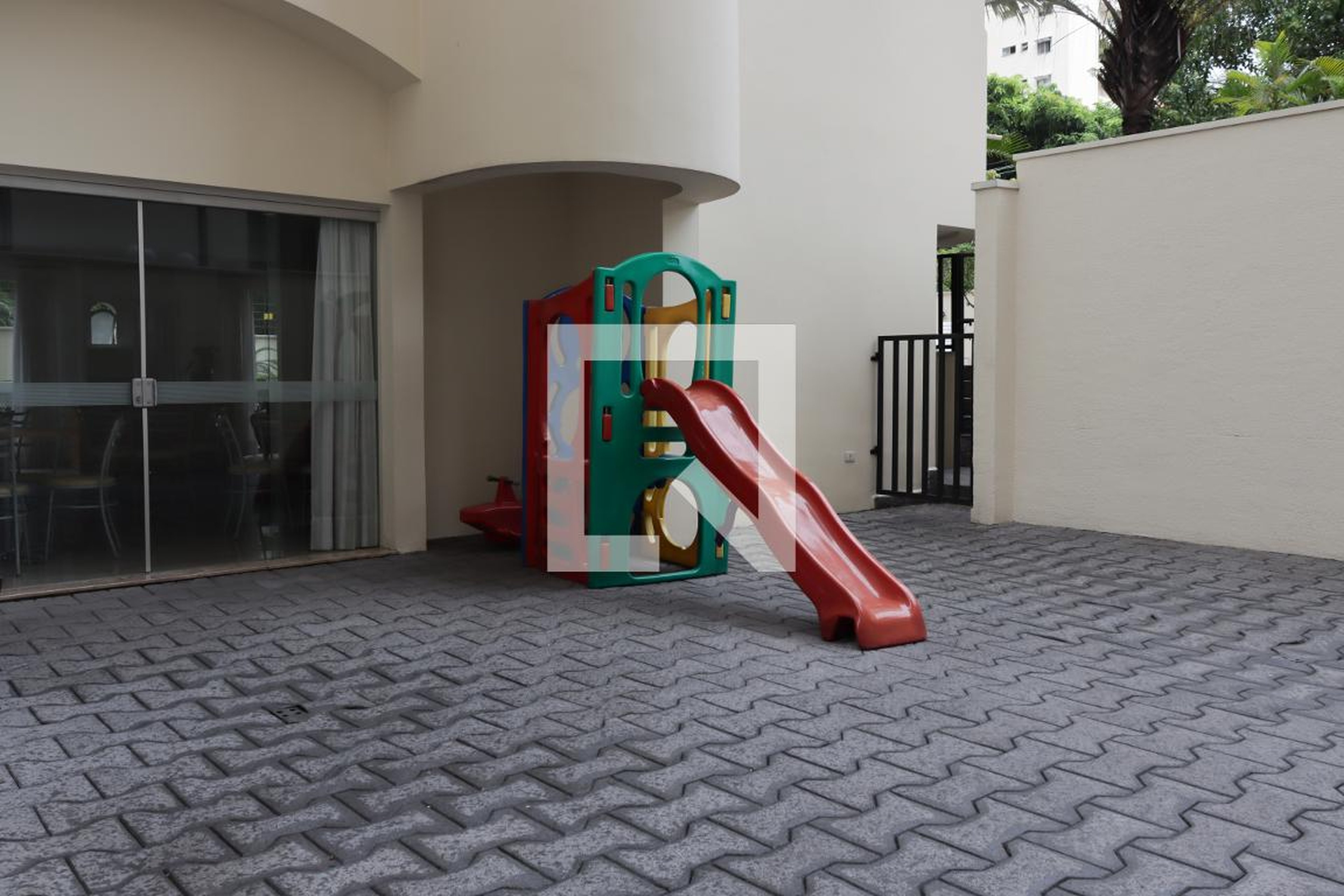 Playground - Green Garden