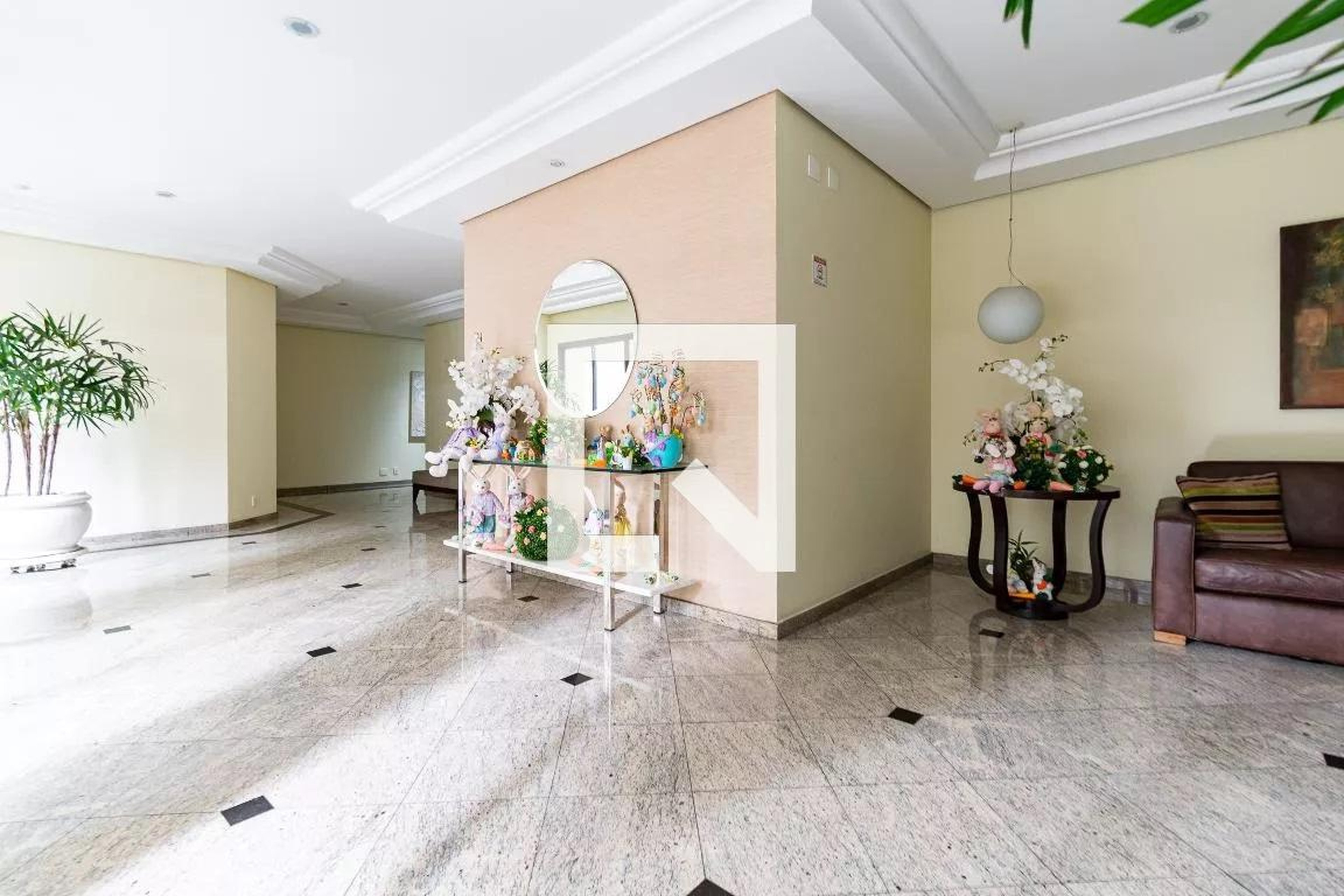 Hall social Condomínio em Rua Araquém, 28