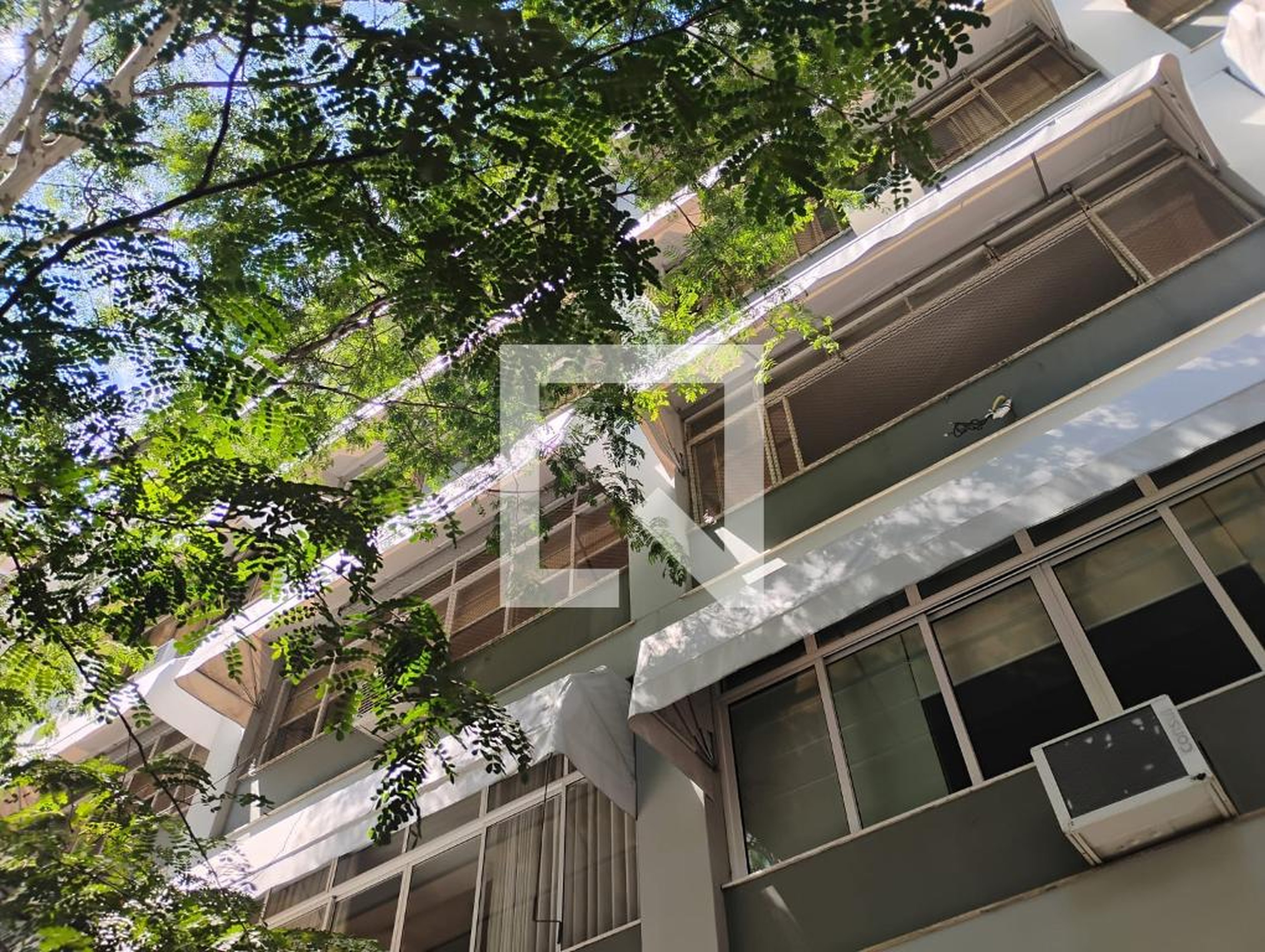 Fachada Condomínio em Rua Rainha Guilhermina, 134