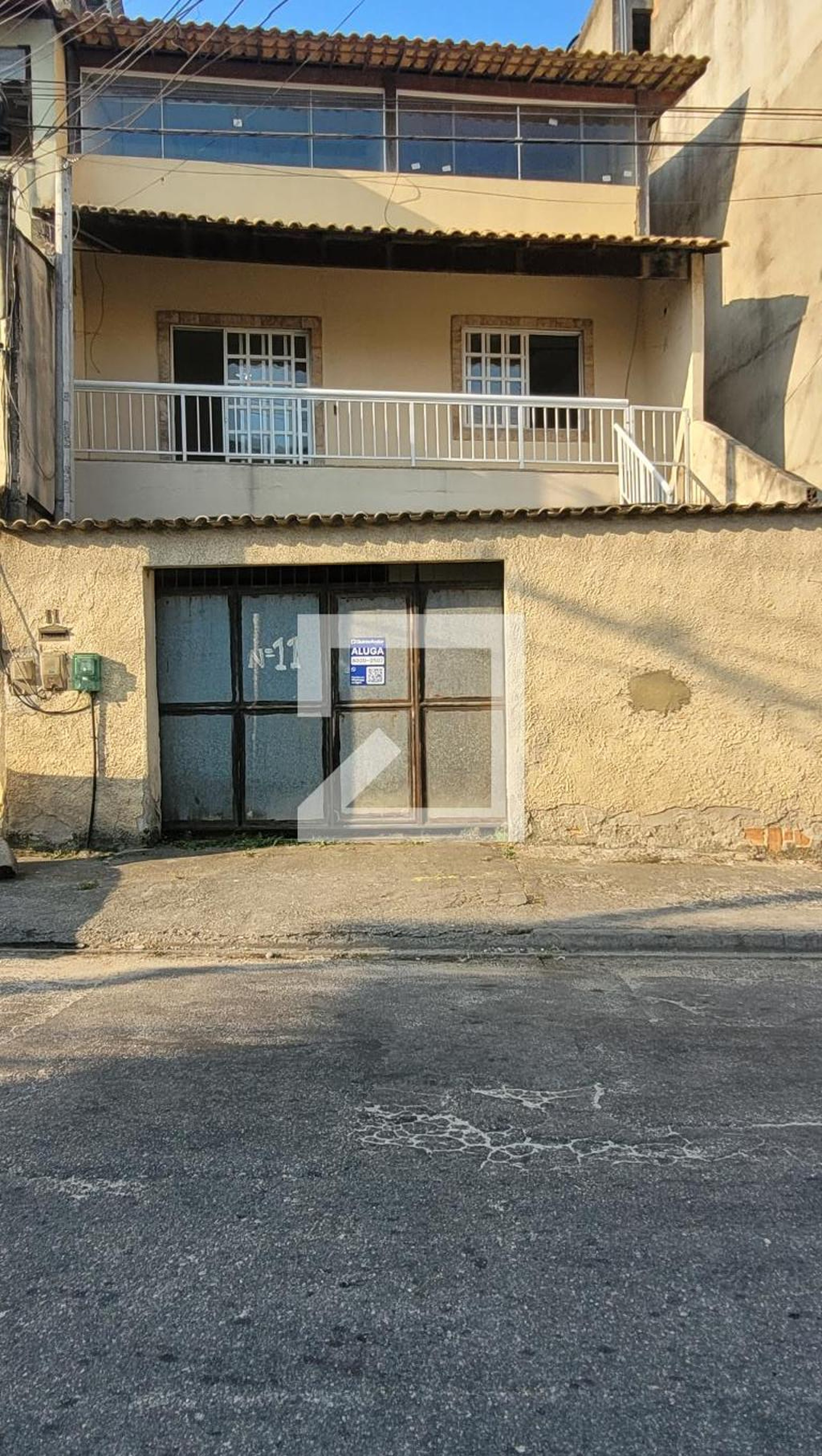 Fachada Condomínio em Rua Tejo, 11