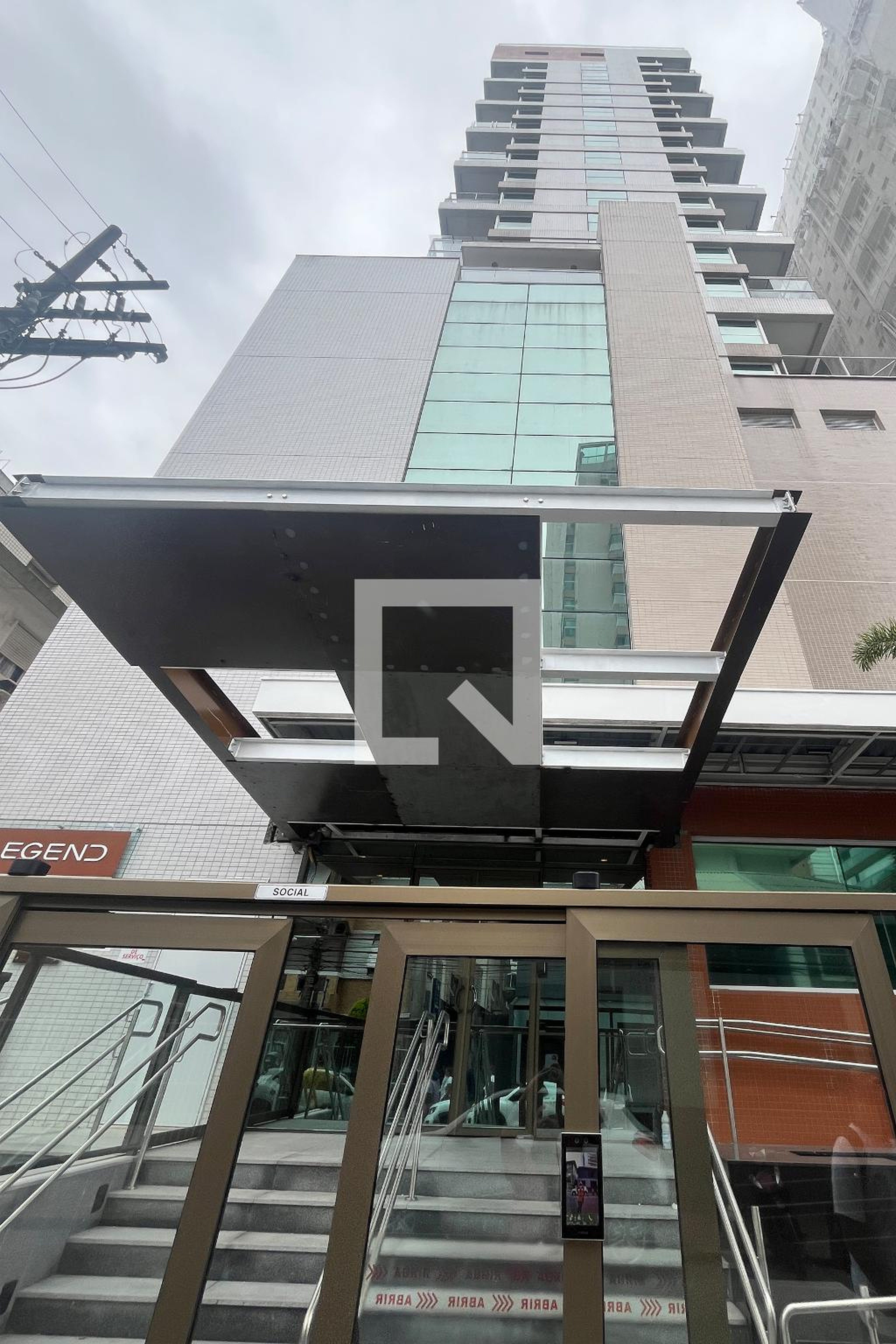 Fachada do Prédio Condomínio Legend