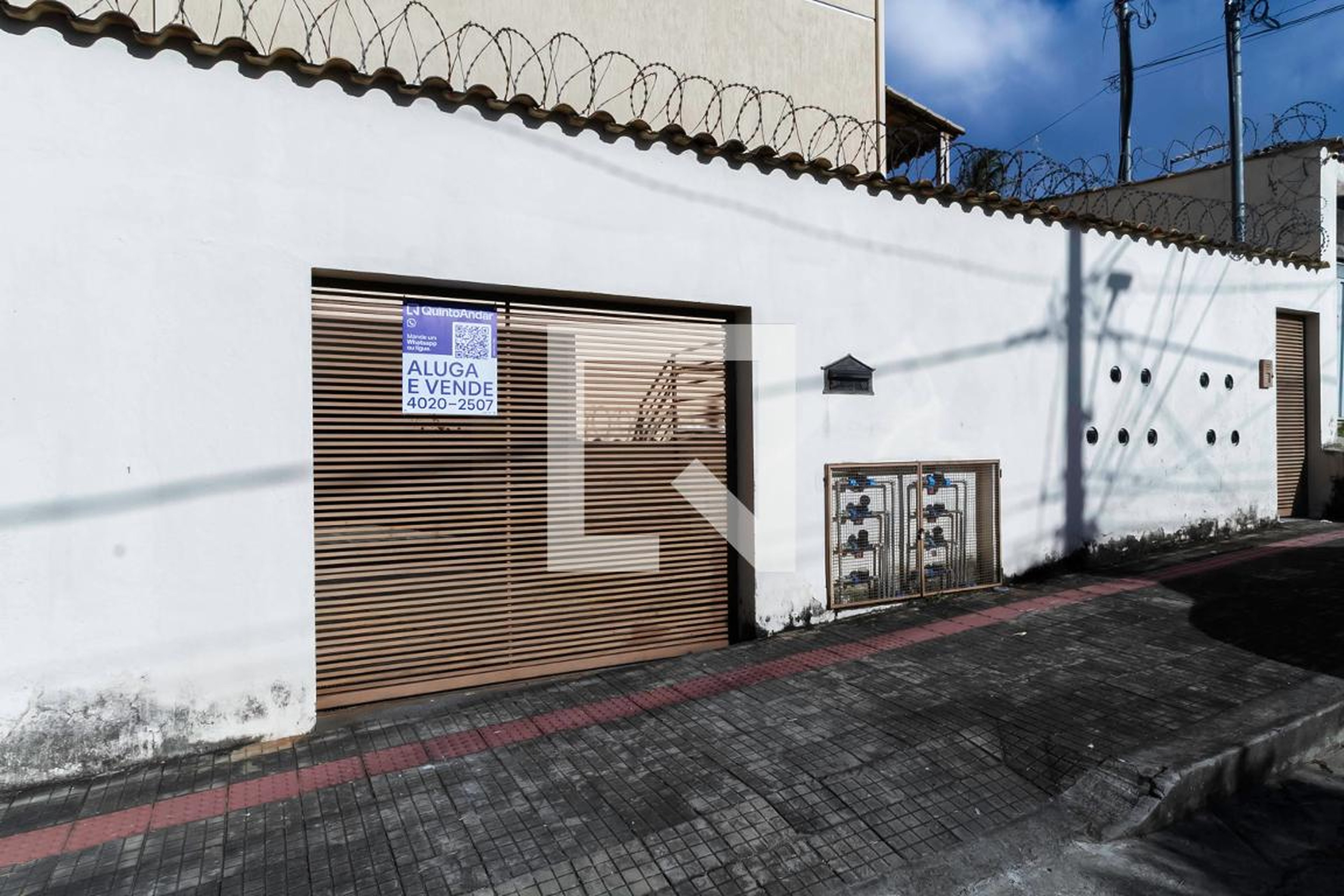 Fachada Condomínio em Rua Radialista Wilson Orsini, 190