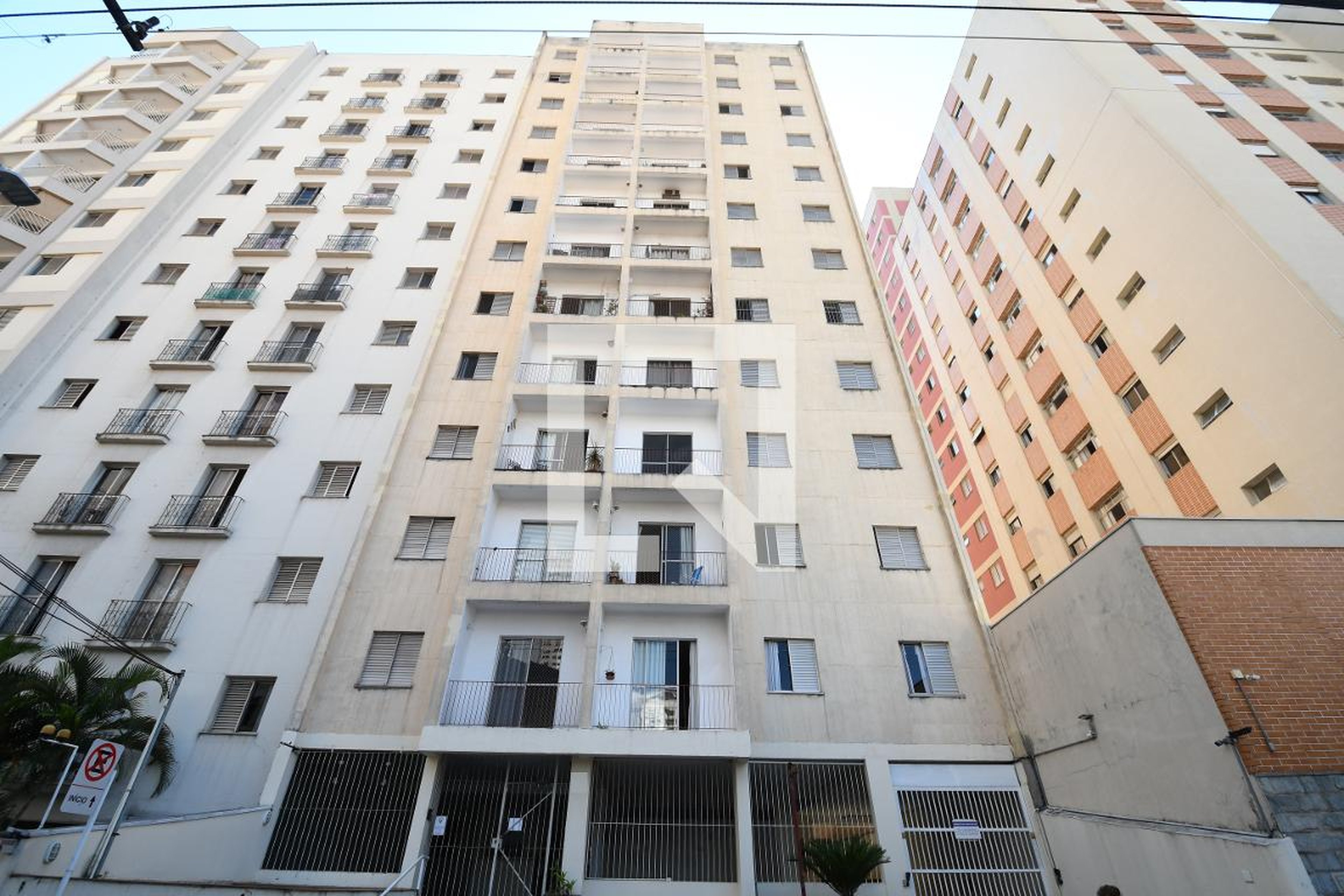 Fachada do Prédio Condomínio em Rua Barão de Jaguara, 280