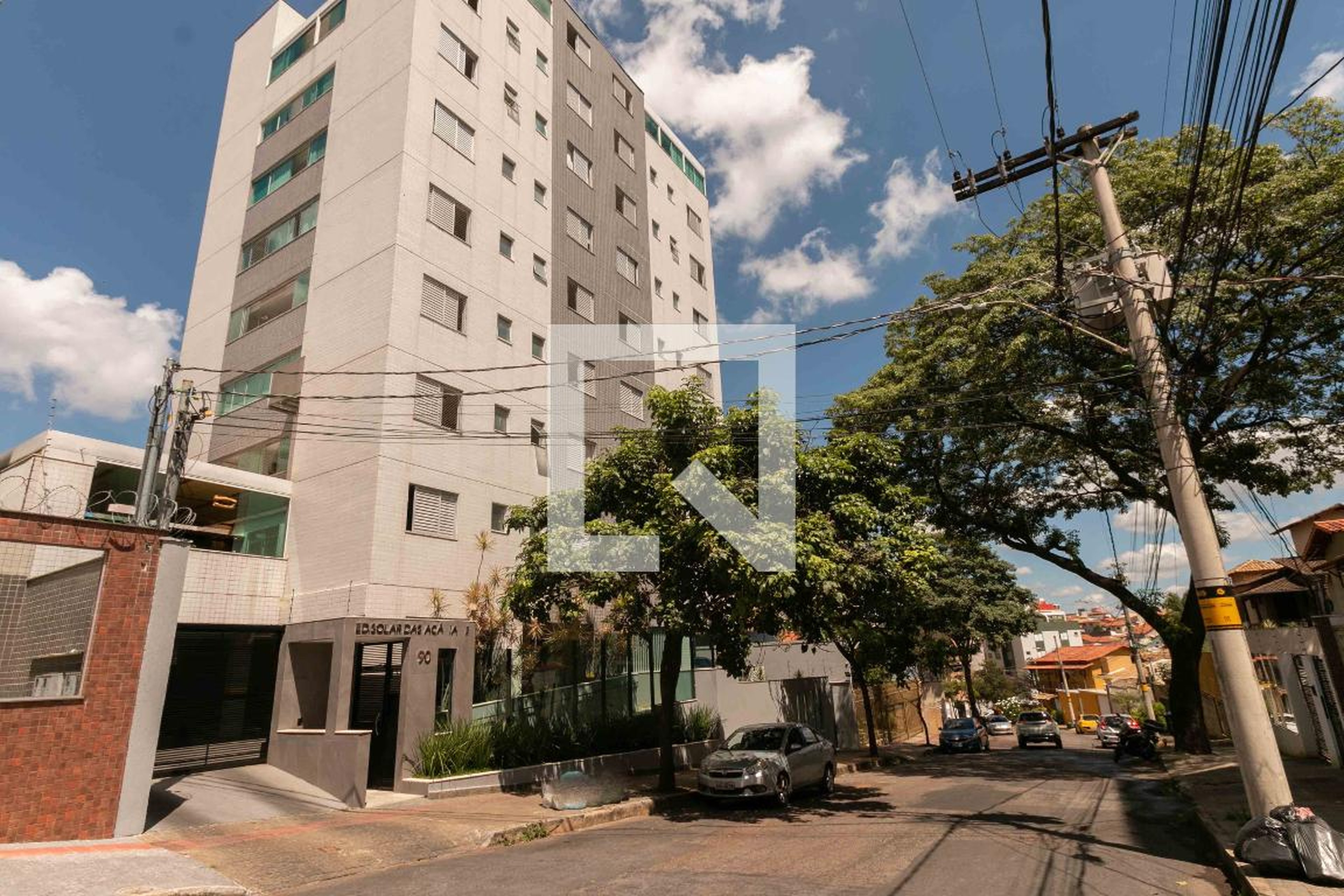 Fachada Condomínio em Rua Castelo Serpa, 90