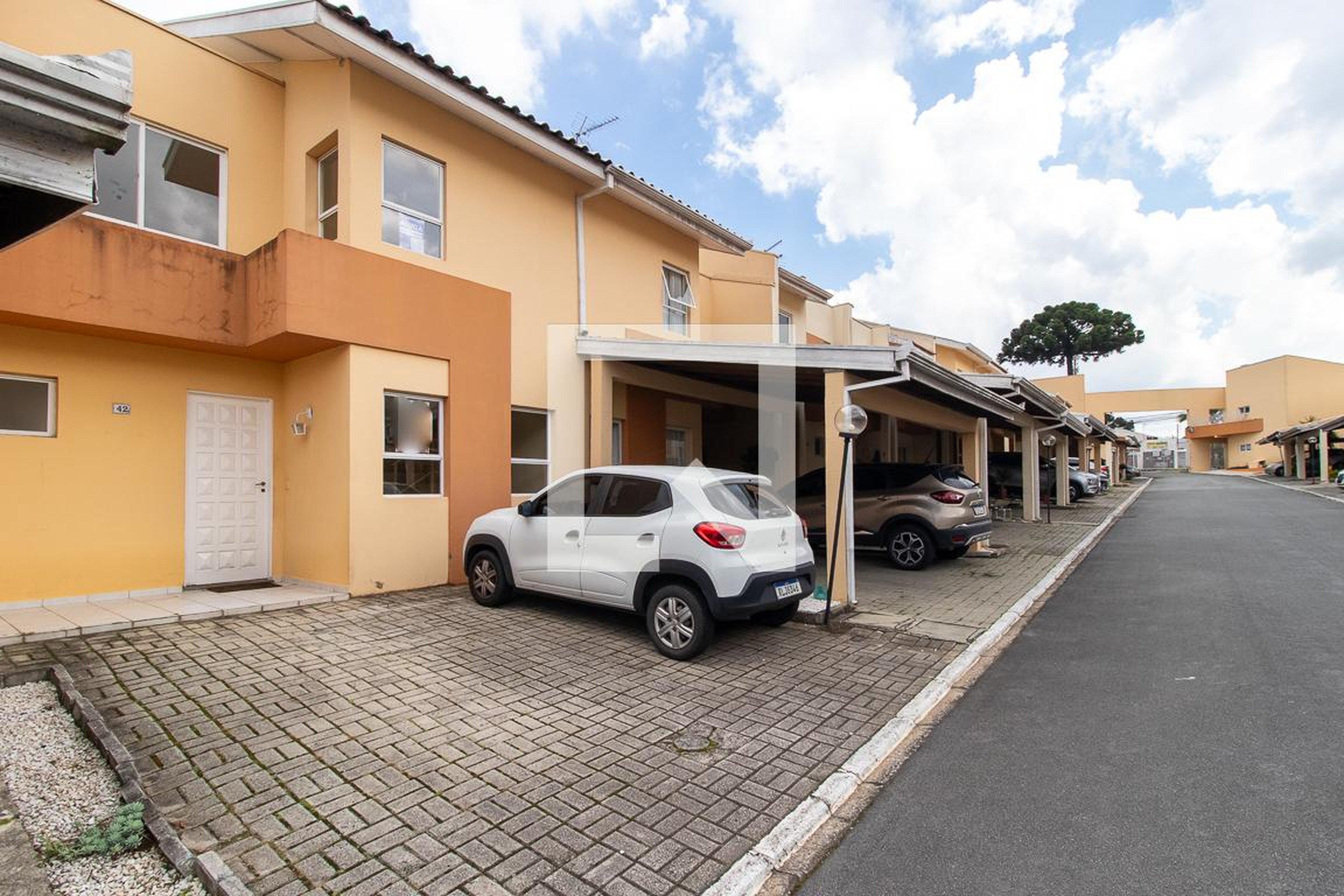 Fachada Condomínio em Rua Paulo Setúbal, 5165