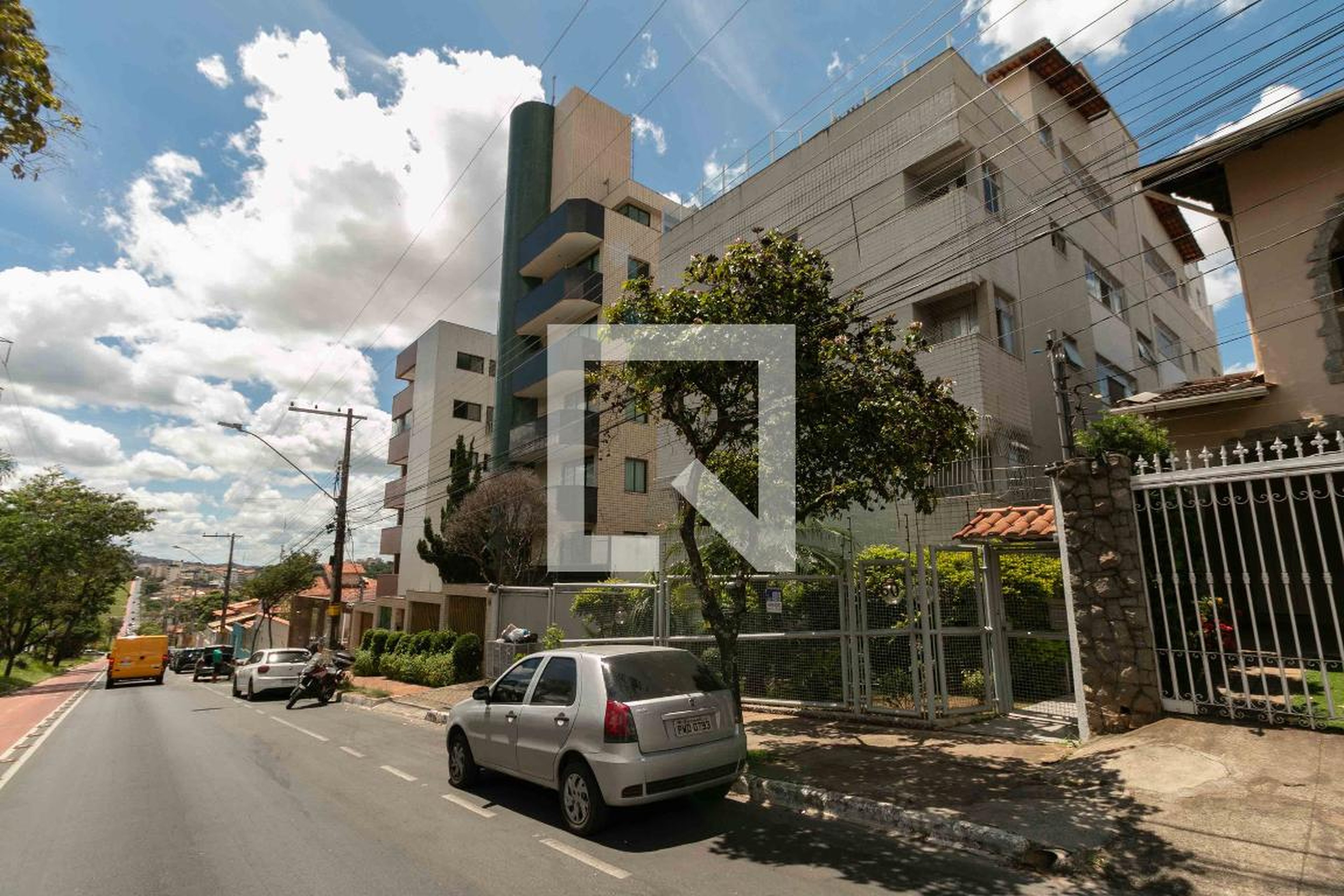 Fachada Condomínio em Avenida Altamiro Avelino Soares, 760