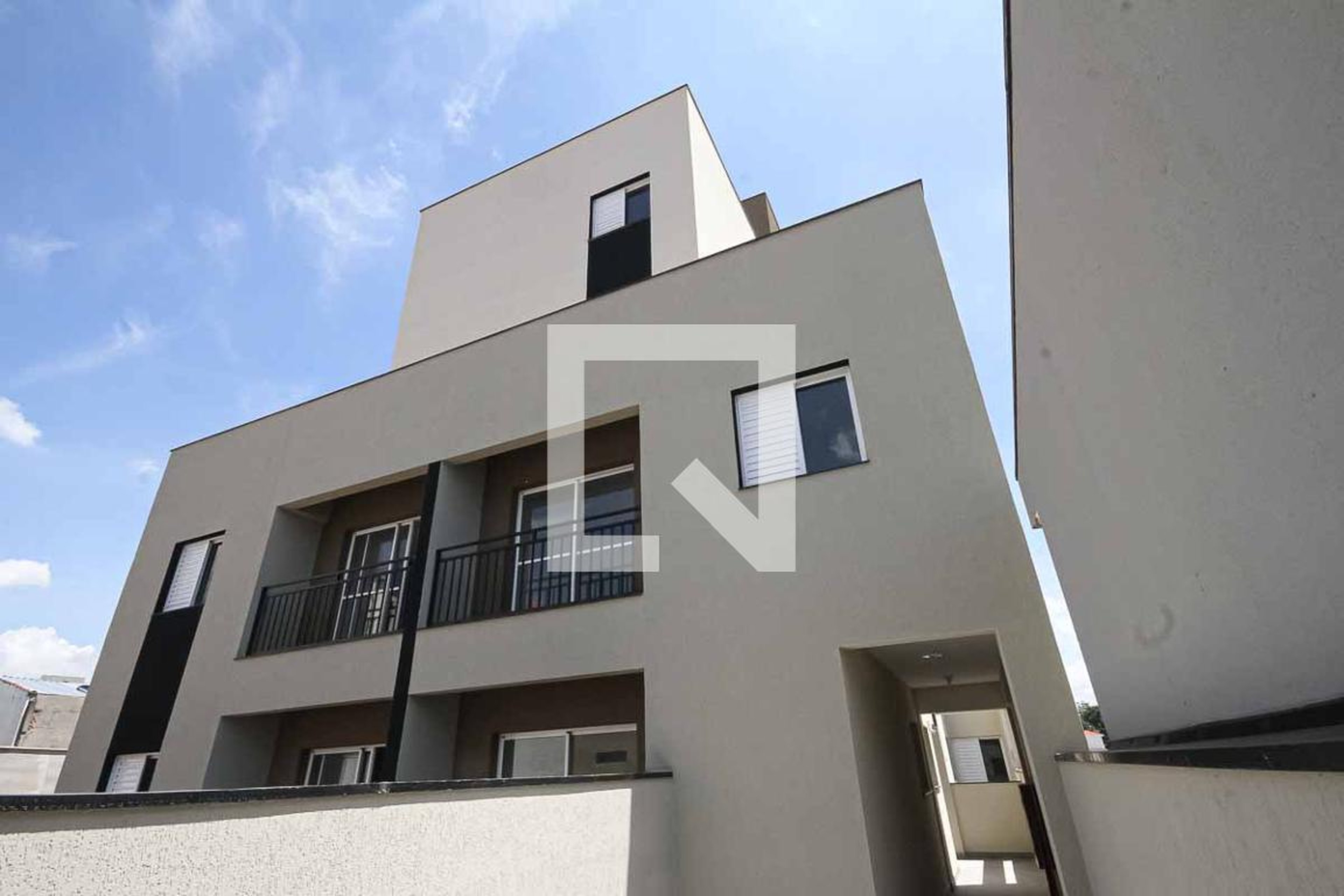 Fachada Condomínio em Rua Cananéia, 231