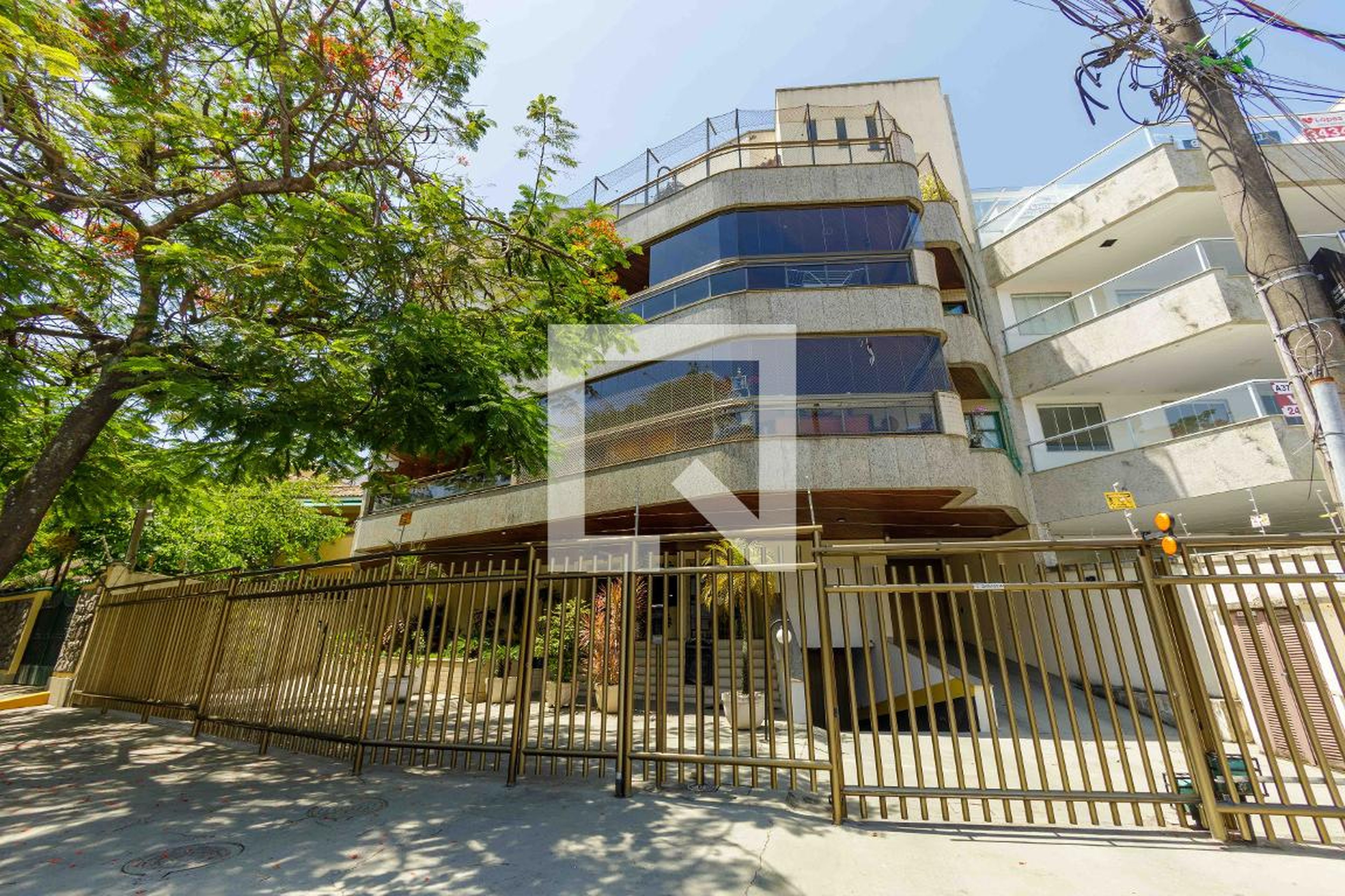 Fachada Edifício Príncipe Michel II