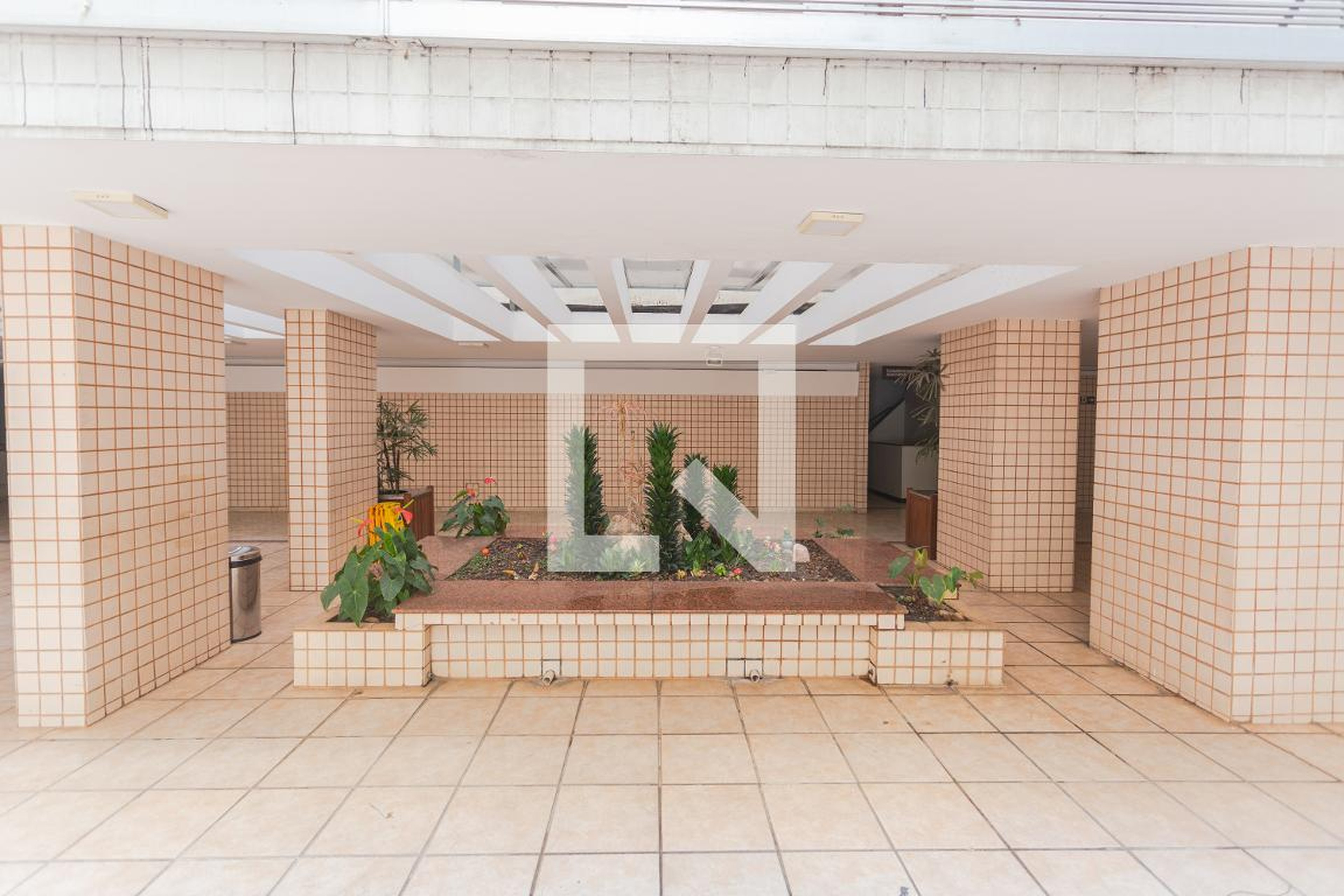 Área Comum - Nicolina Teixeira