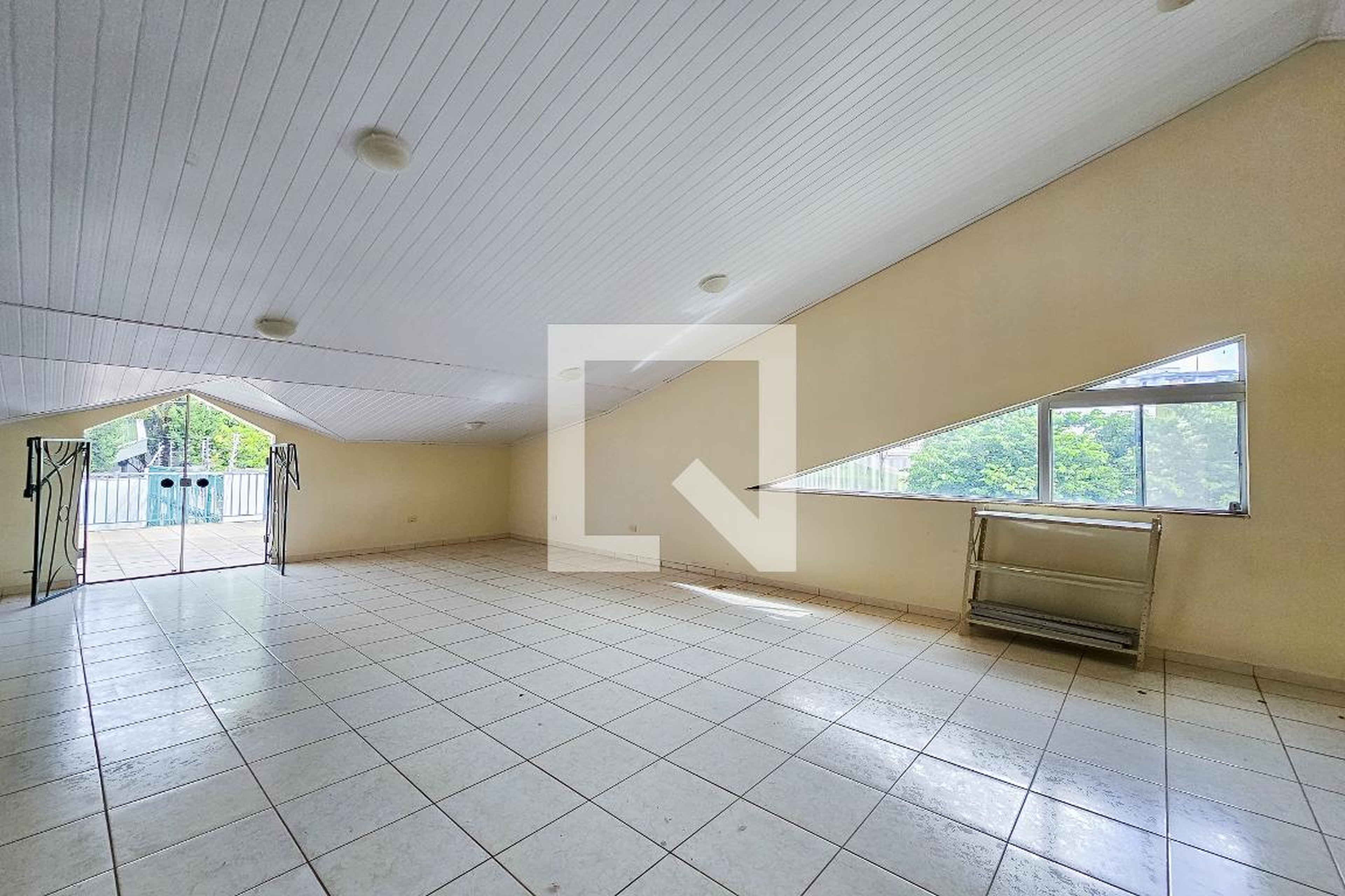 Salão de Festas Condomínio em Rua Coronel Joaquim Fogaça de Almeida, 202