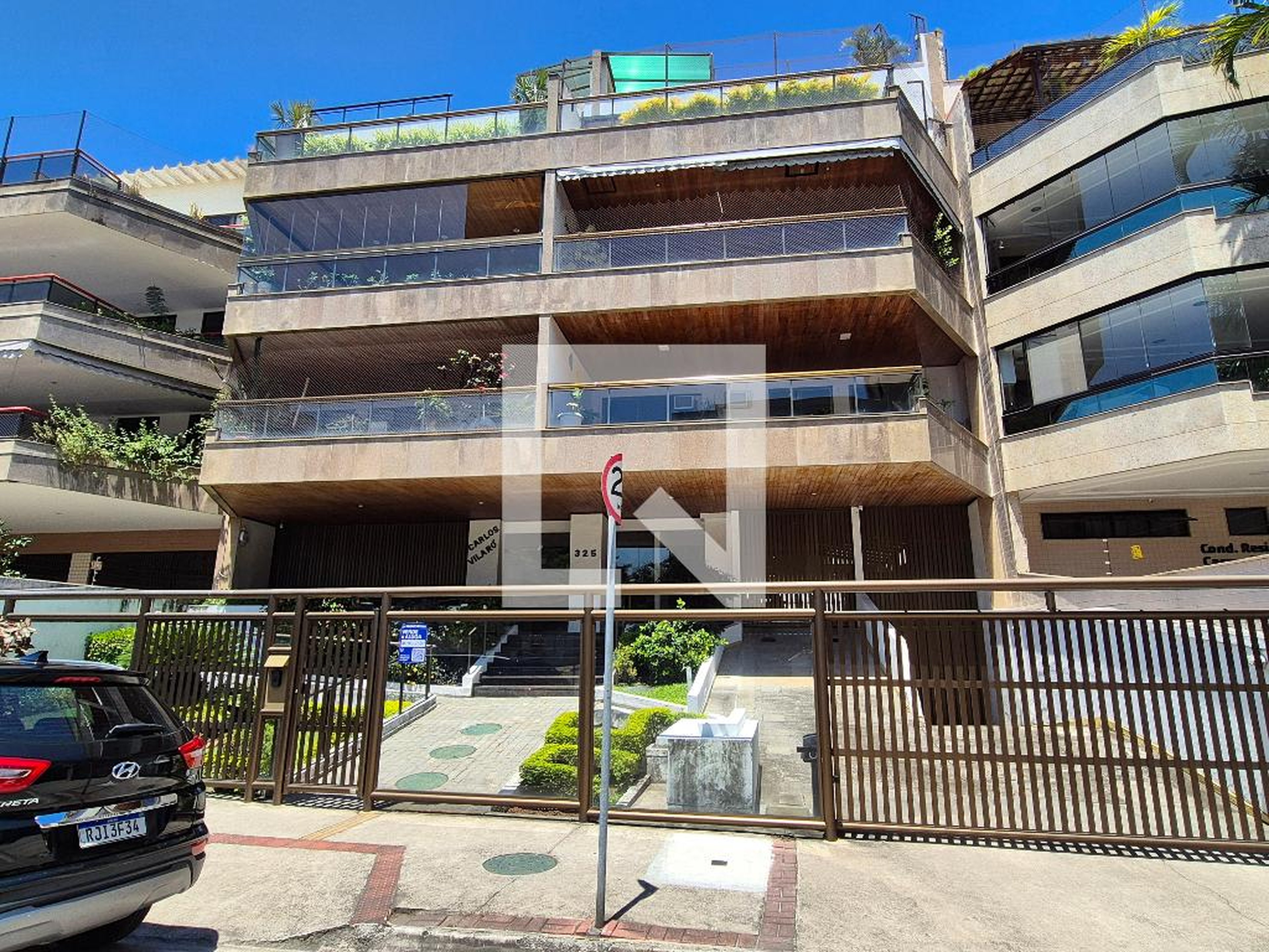 Fachada Edifício Carlos Vilaró