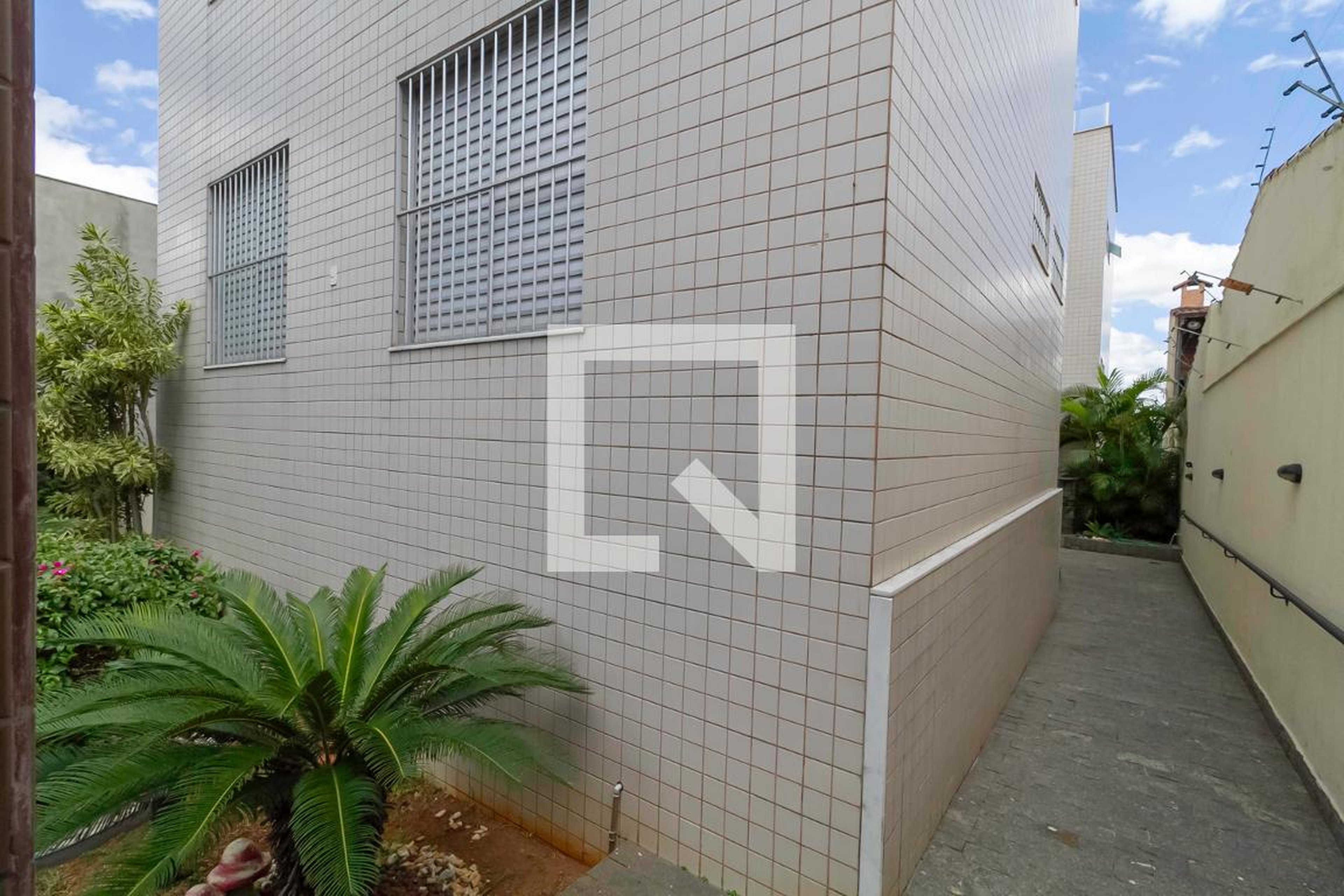 Entrada - Edifício Masdevallia