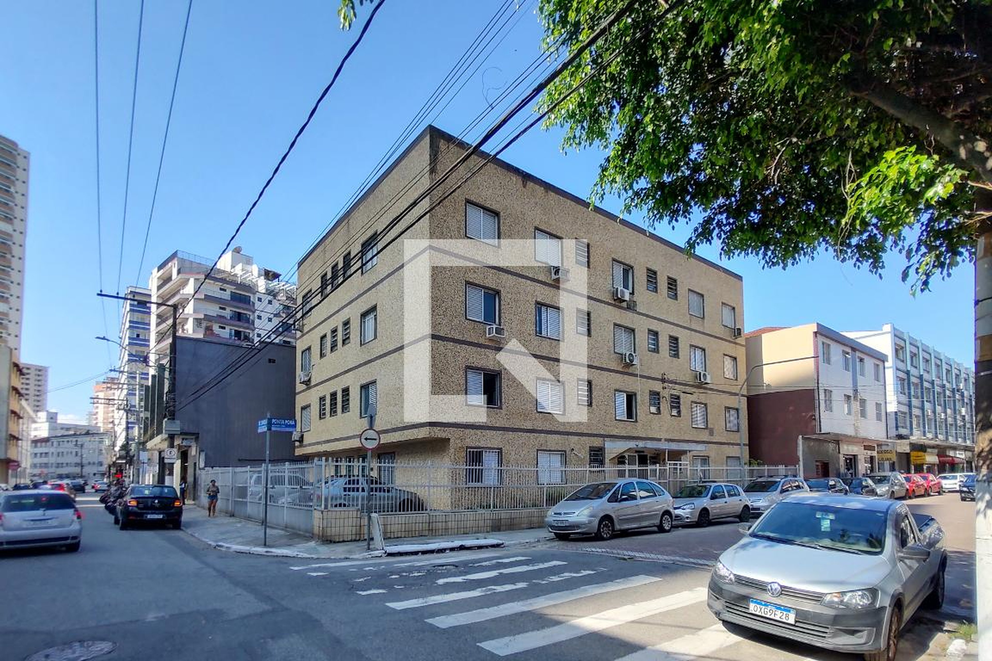 Fachada do Prédio Condomínio em Rua Ponta Porã, 112