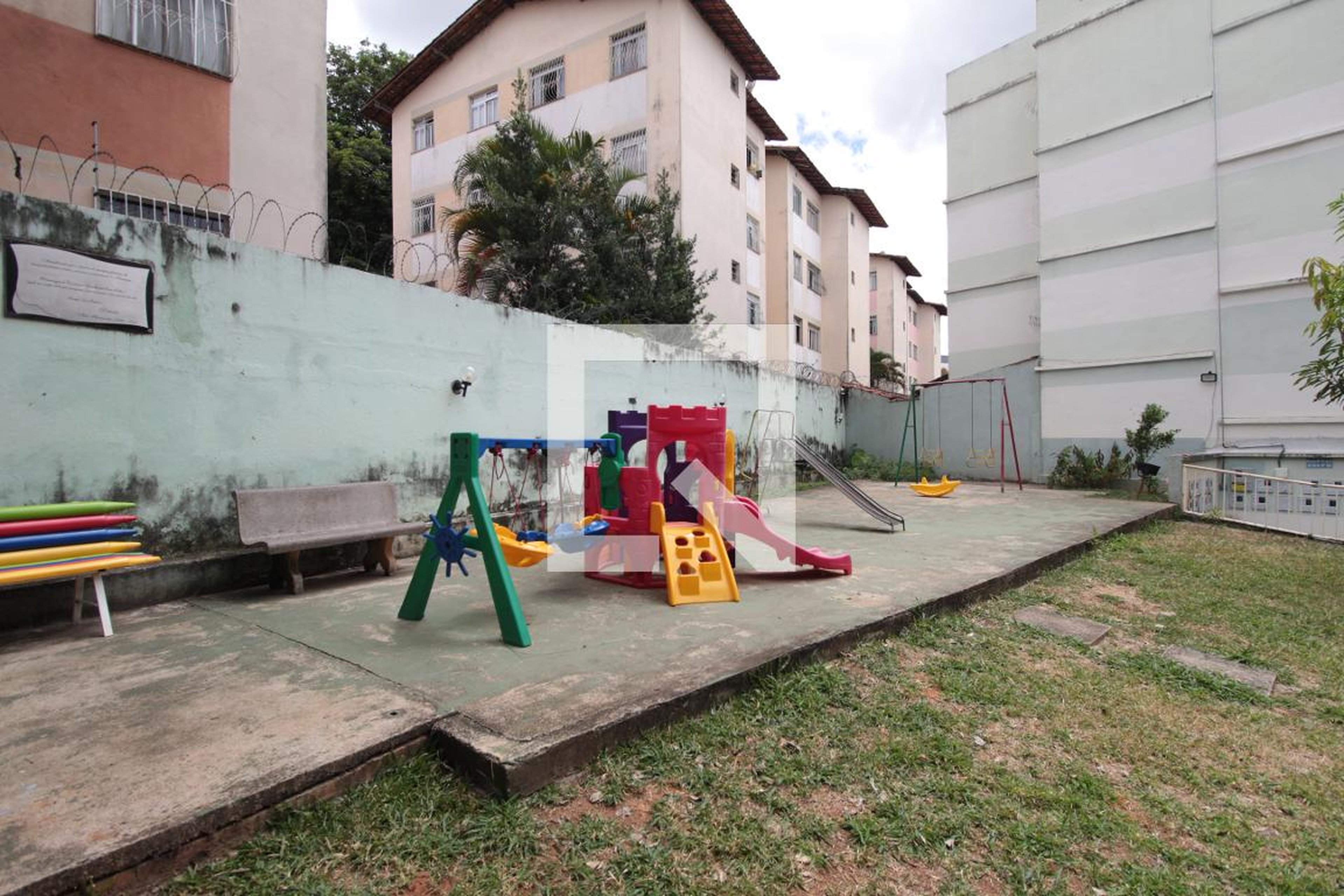 Playground Condomínio em Rua Emanuel Marzano Matias, 111