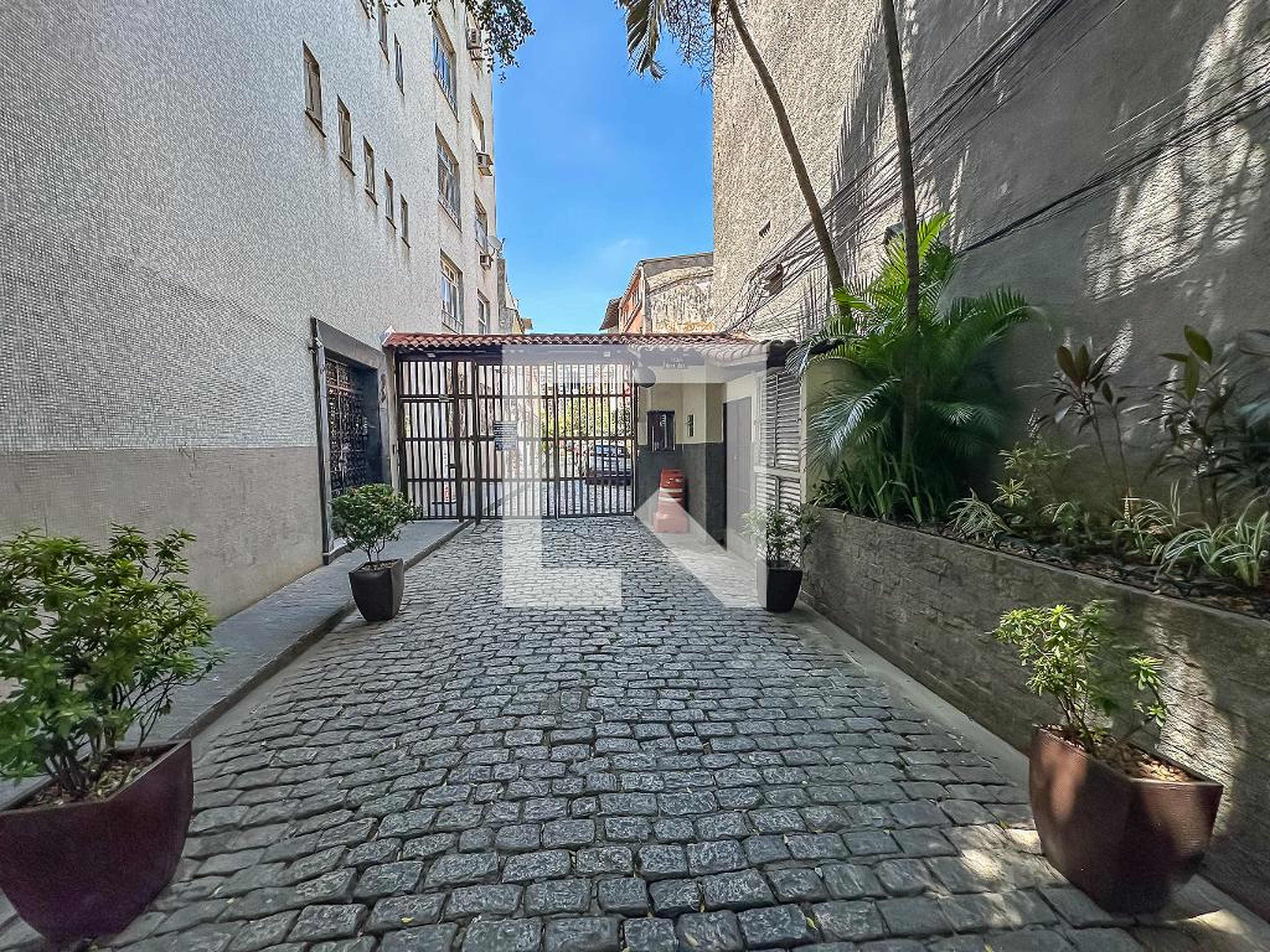 Fachada Condomínio em Rua São Clemente, 147