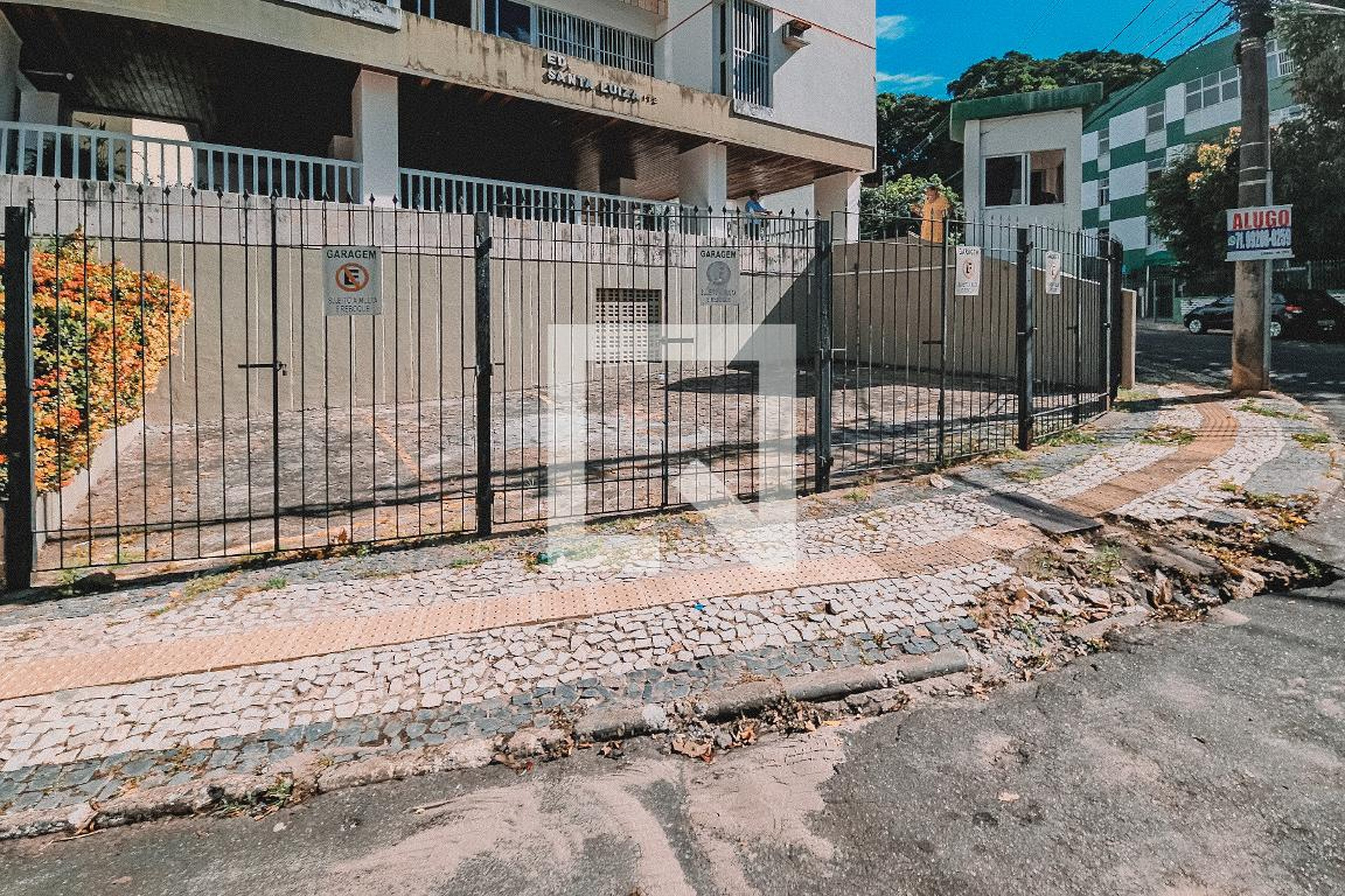 Fachada Condomínio em Rua Presidente Kennedy, 172