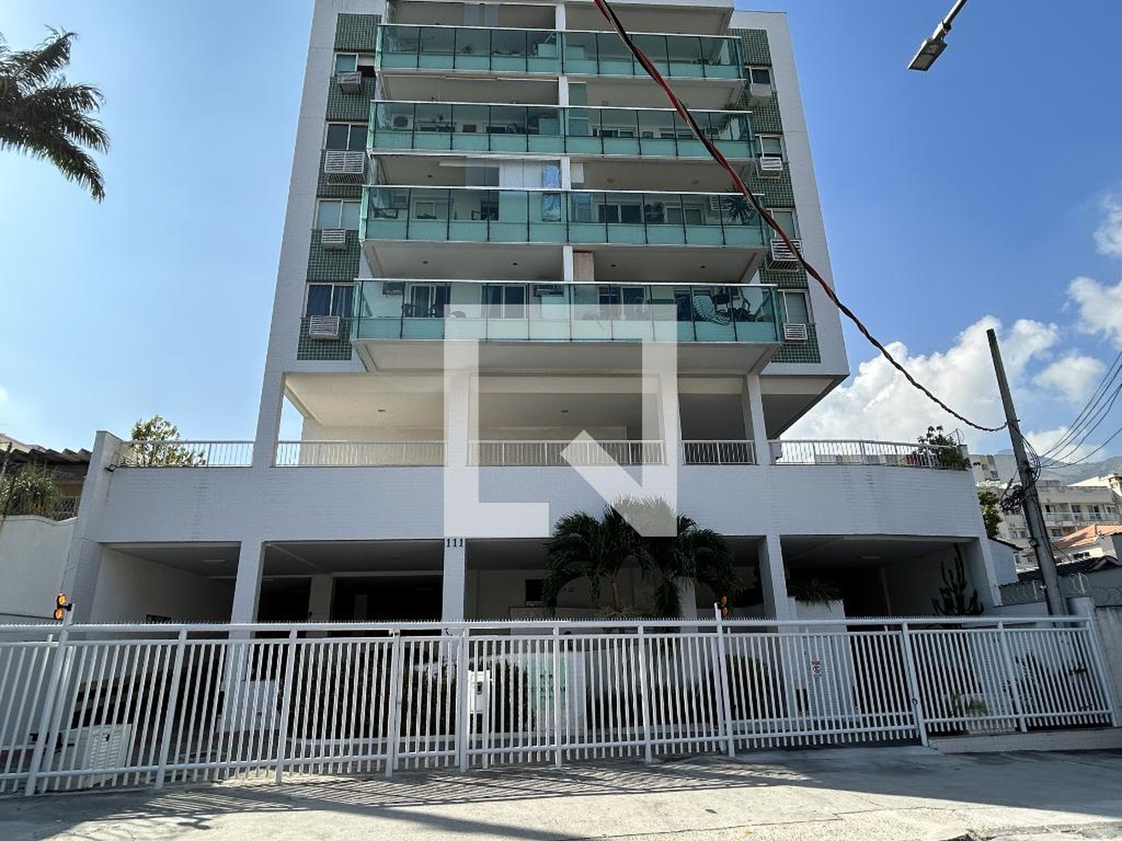 Fachada Condomínio Golden Class Méier