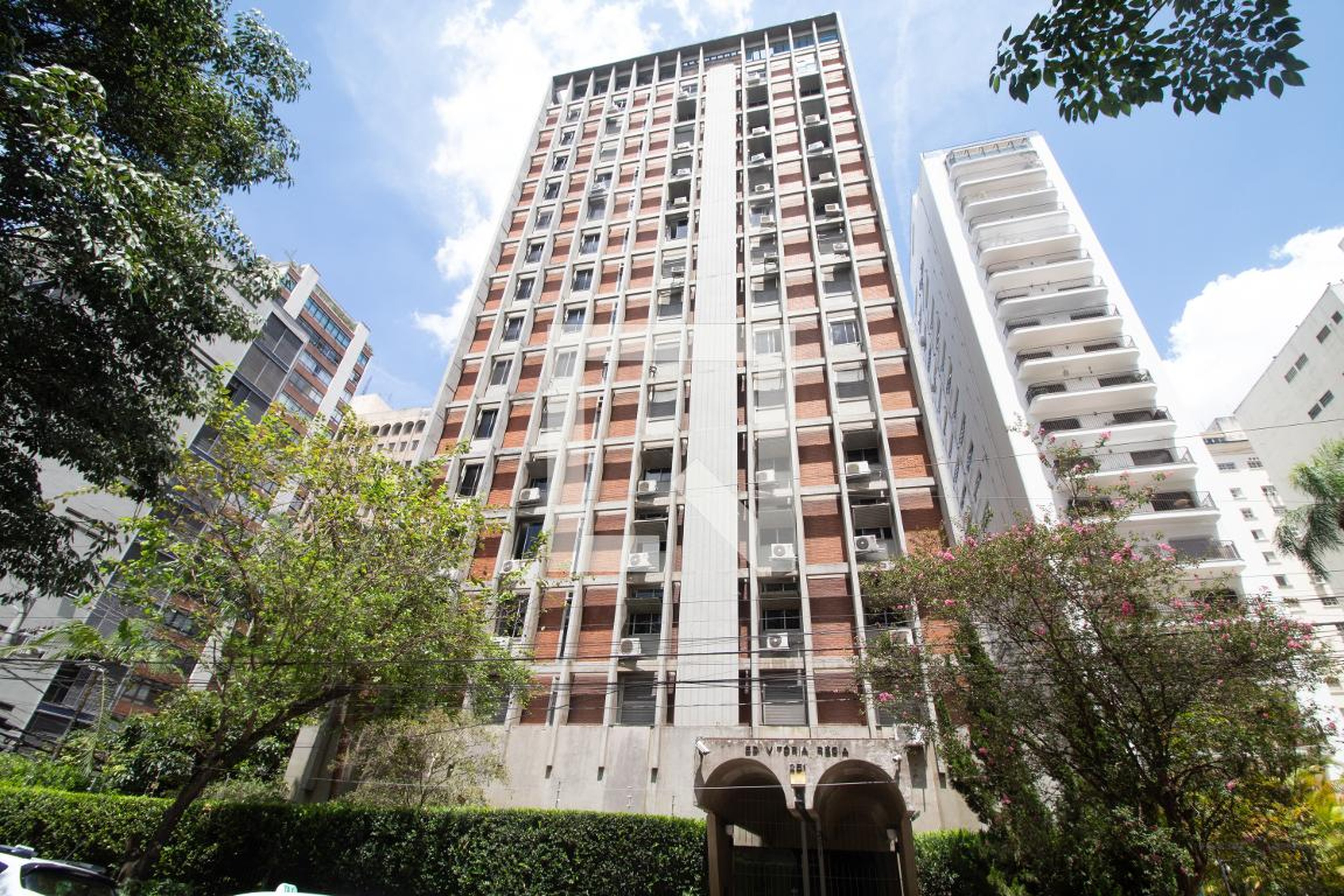 Fachada Condomínio Vitória Régia