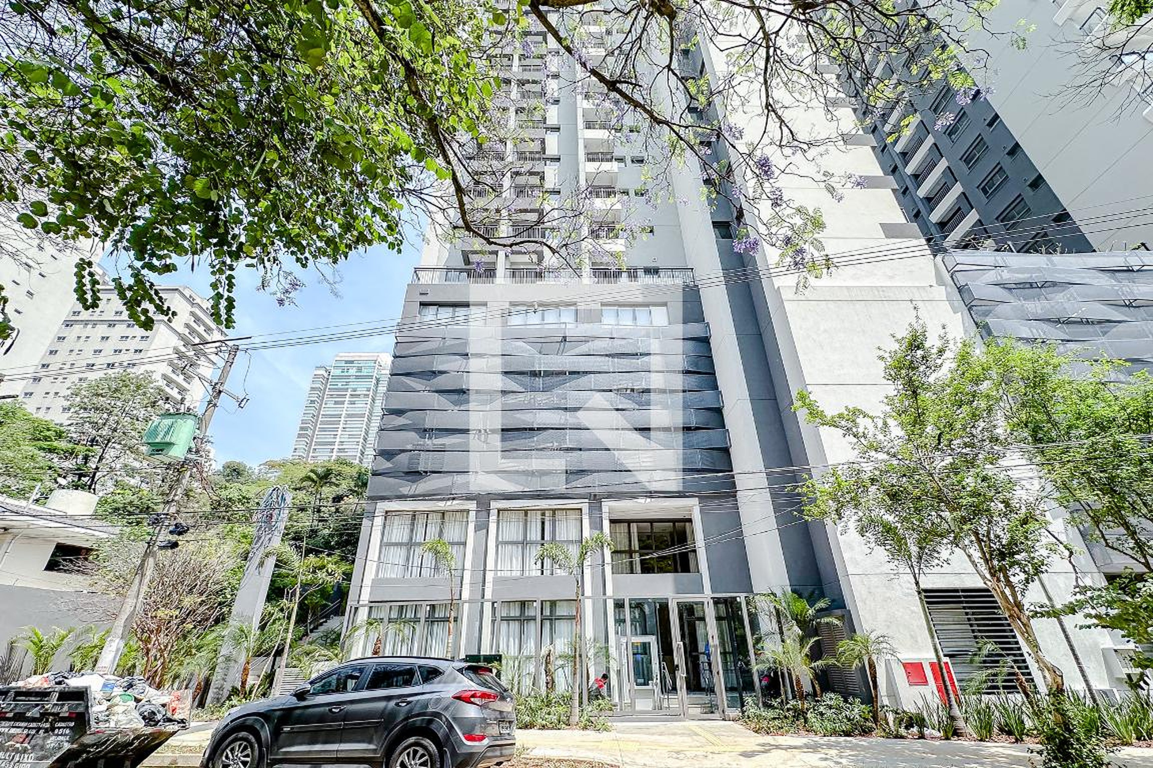 Fachada Condomínio em Rua Doutor Alvino Lima, 83