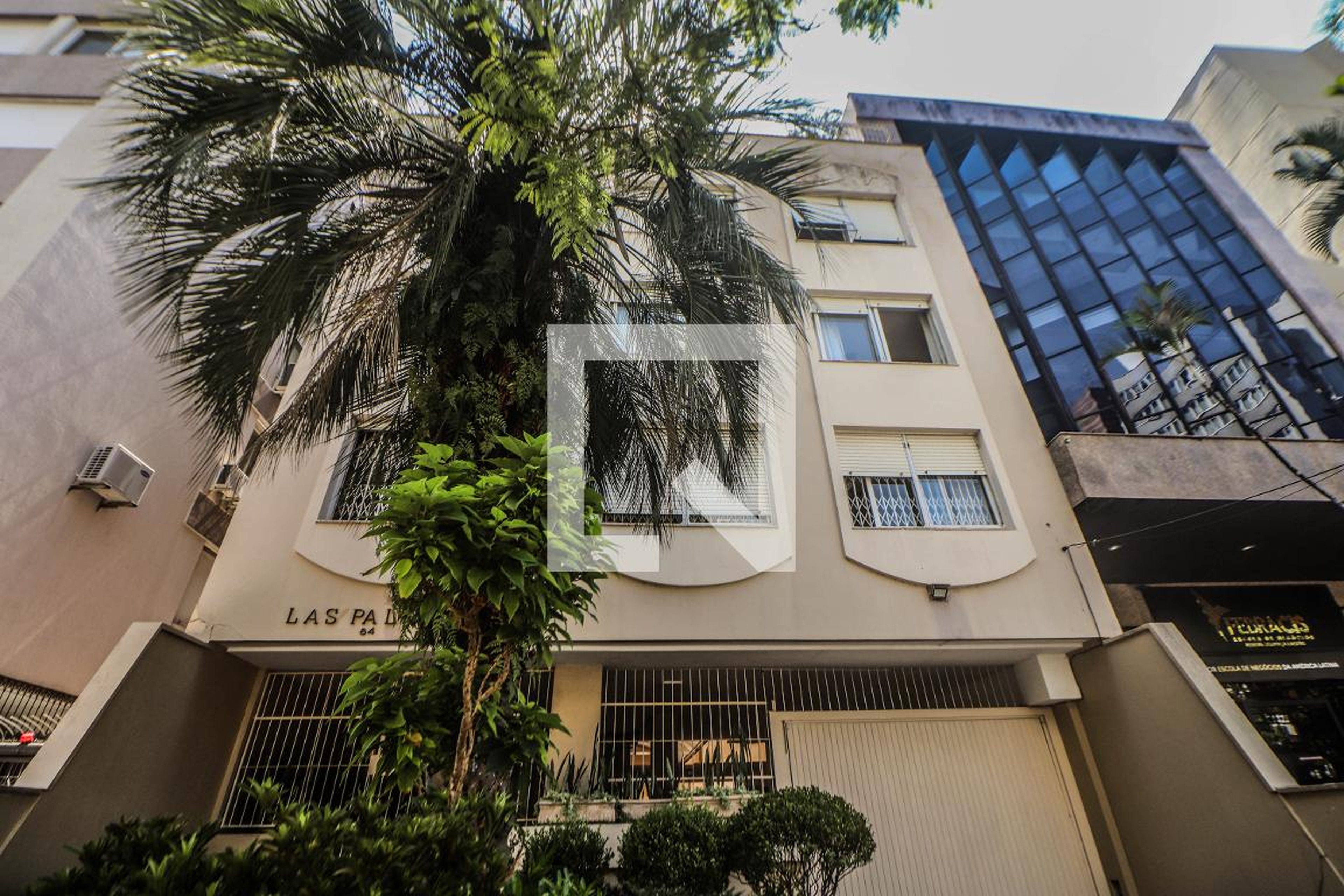 Fachada Condomínio Las Palmas