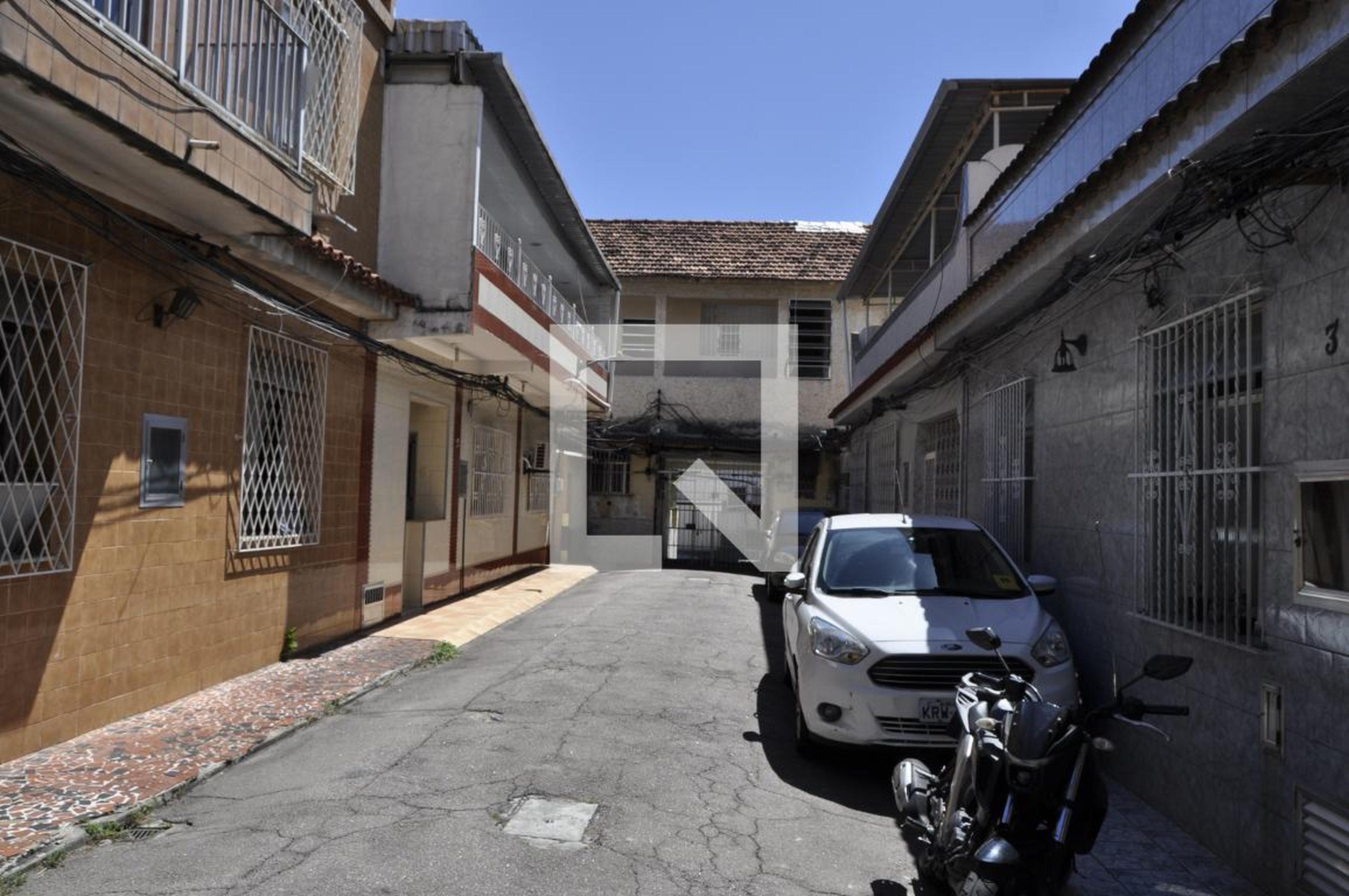 Fachada Condomínio em Rua Soares, 39
