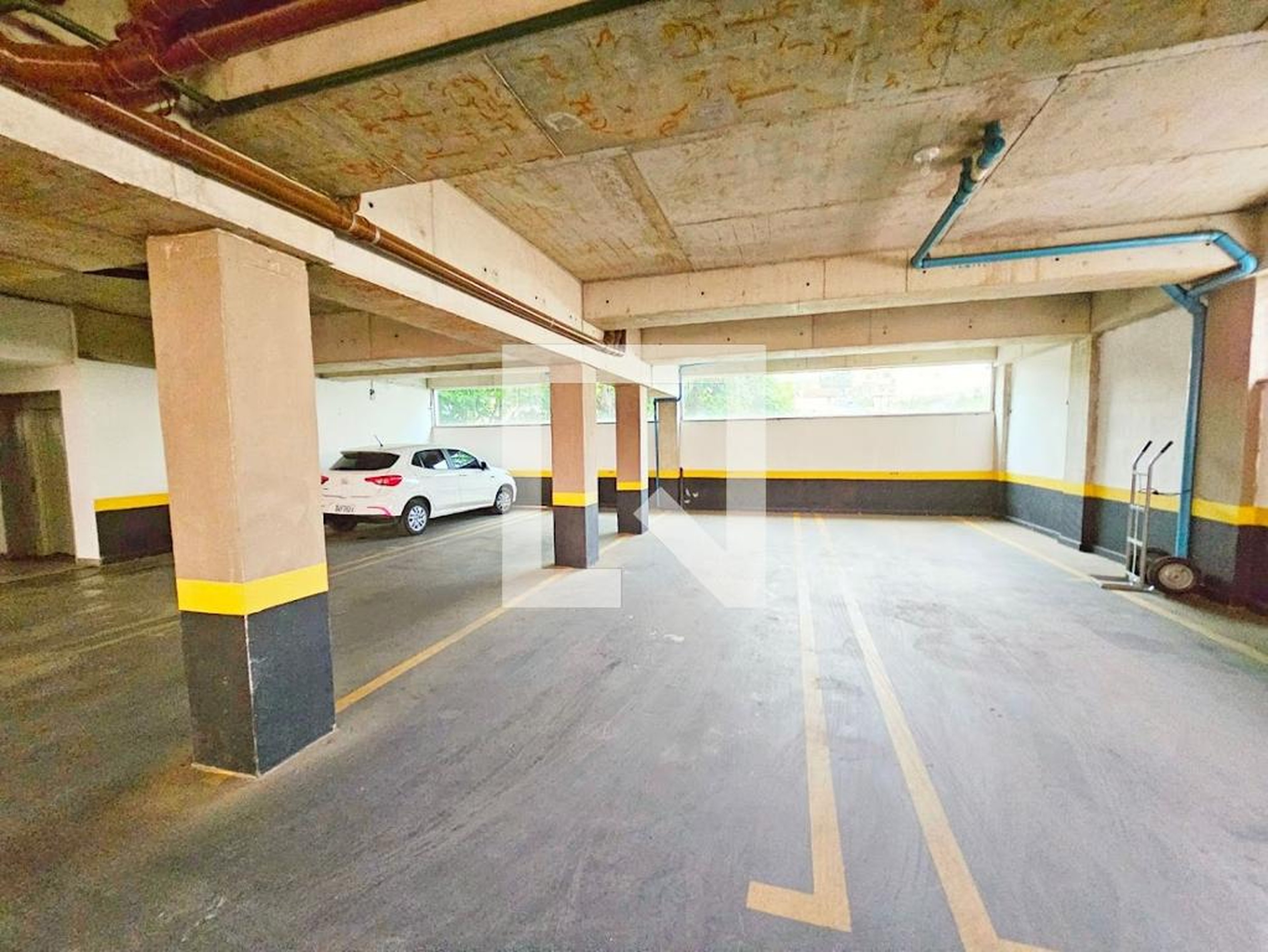 Estacionamento Condomínio em Rua Itamarati, 981