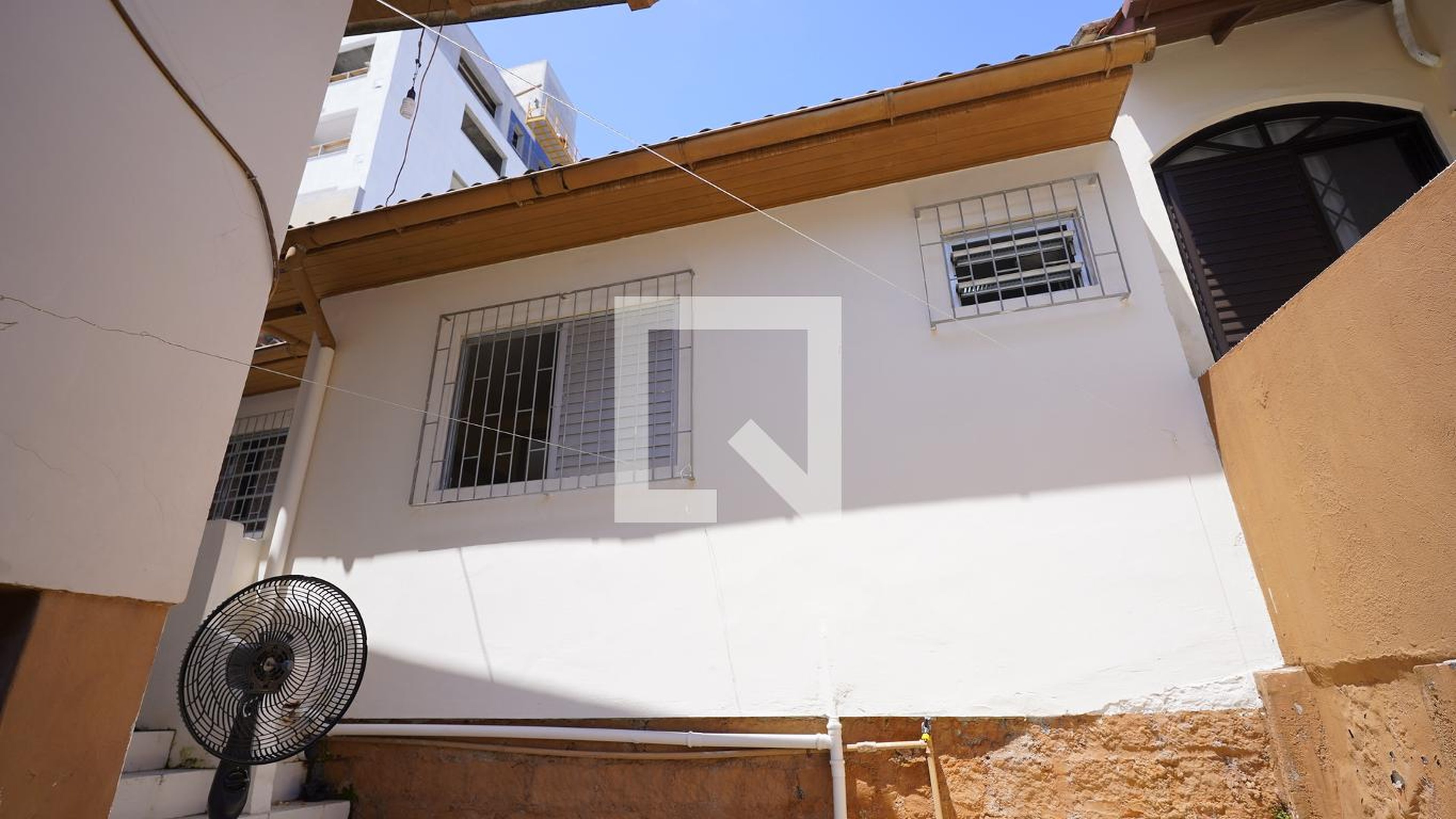 Fachada Condomínio em Rua Professor Anacleto Damiani, 192