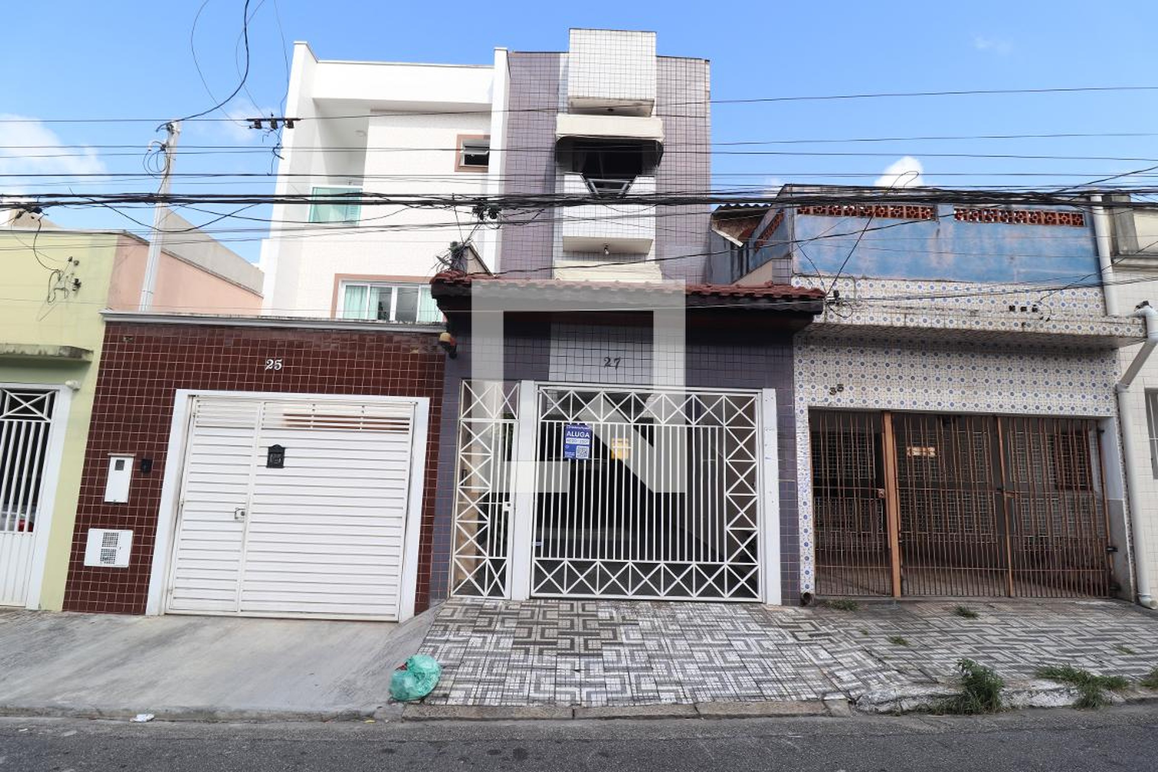 Fachada Condomínio em Rua dos Canudos, 27