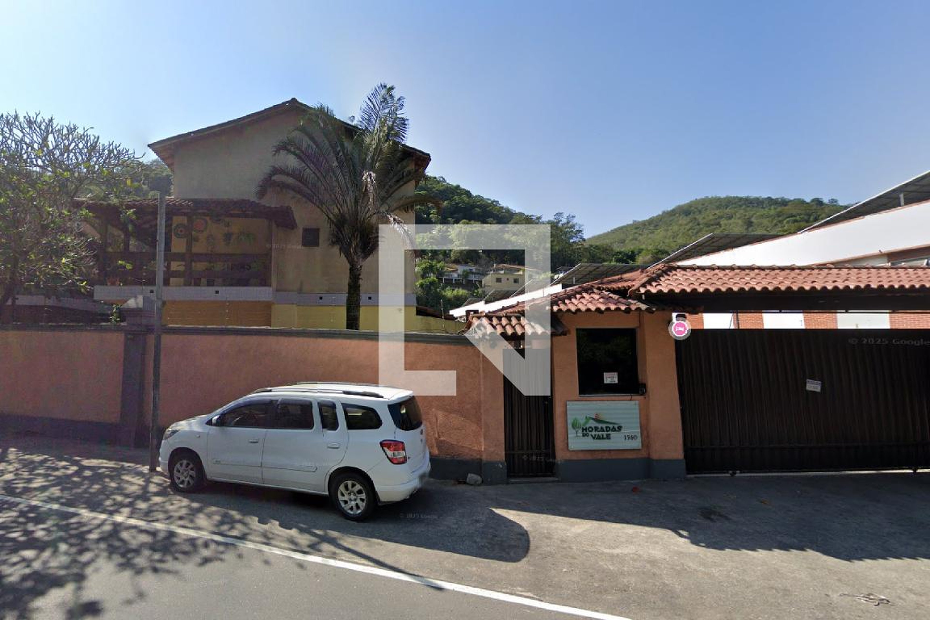 fachada Condomínio em Estrada do Rio Grande, 1560