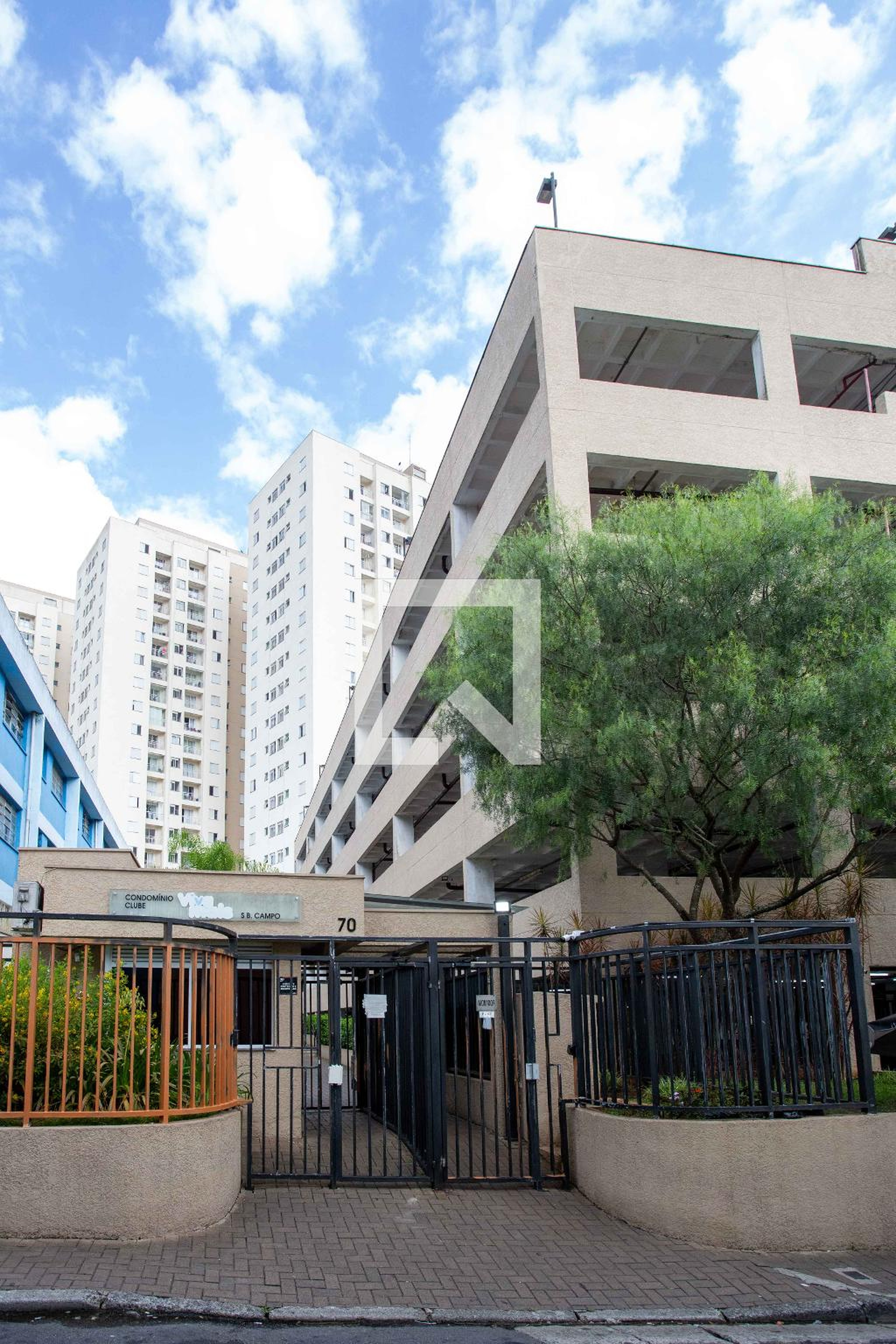 Fachada do condomínio Condomínio Viva Mais