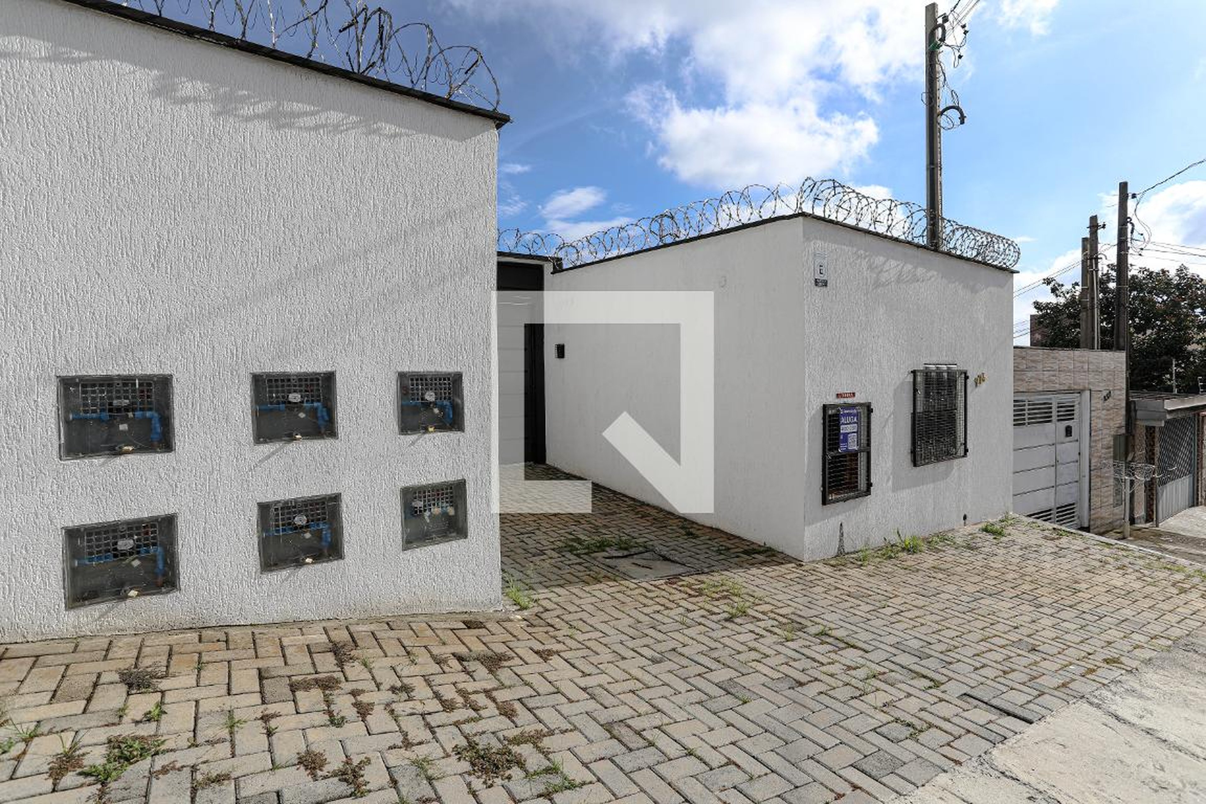 Fachada Condomínio em Rua Vereador Tadao Sakai, 274