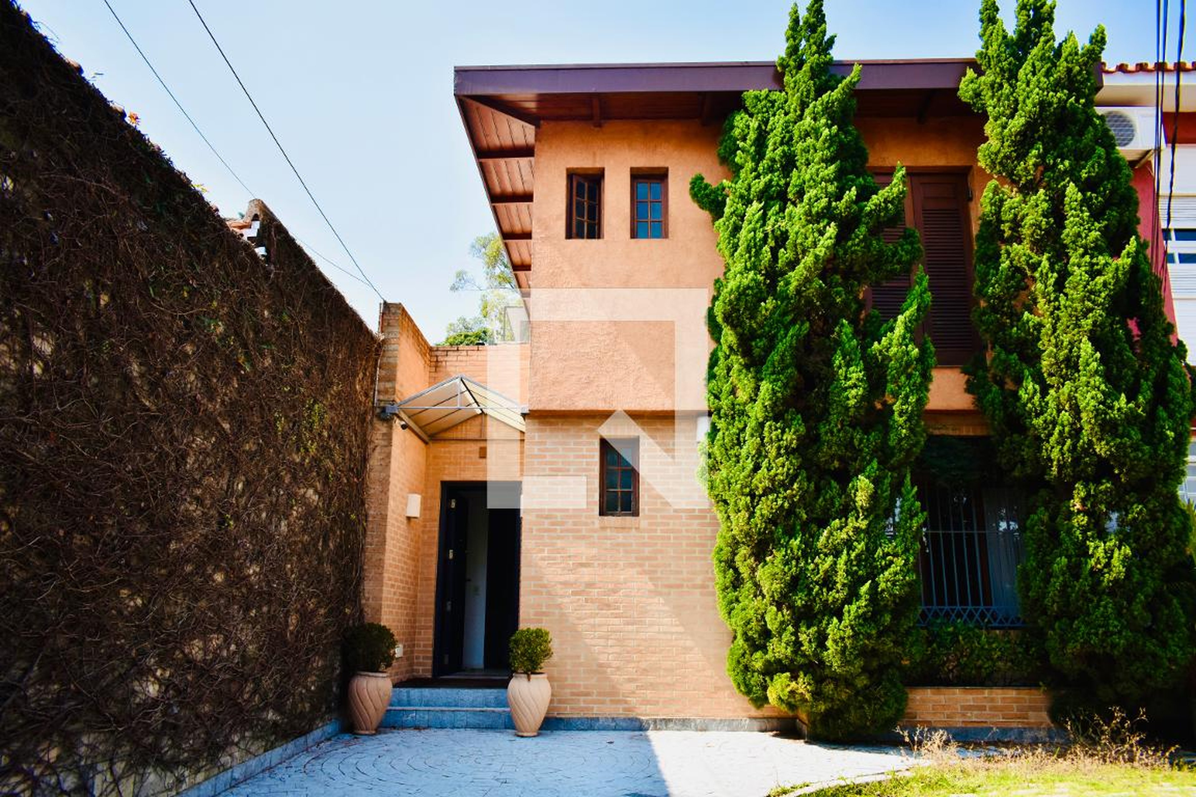 Fachada Condomínio em Alameda dos Araés, 685