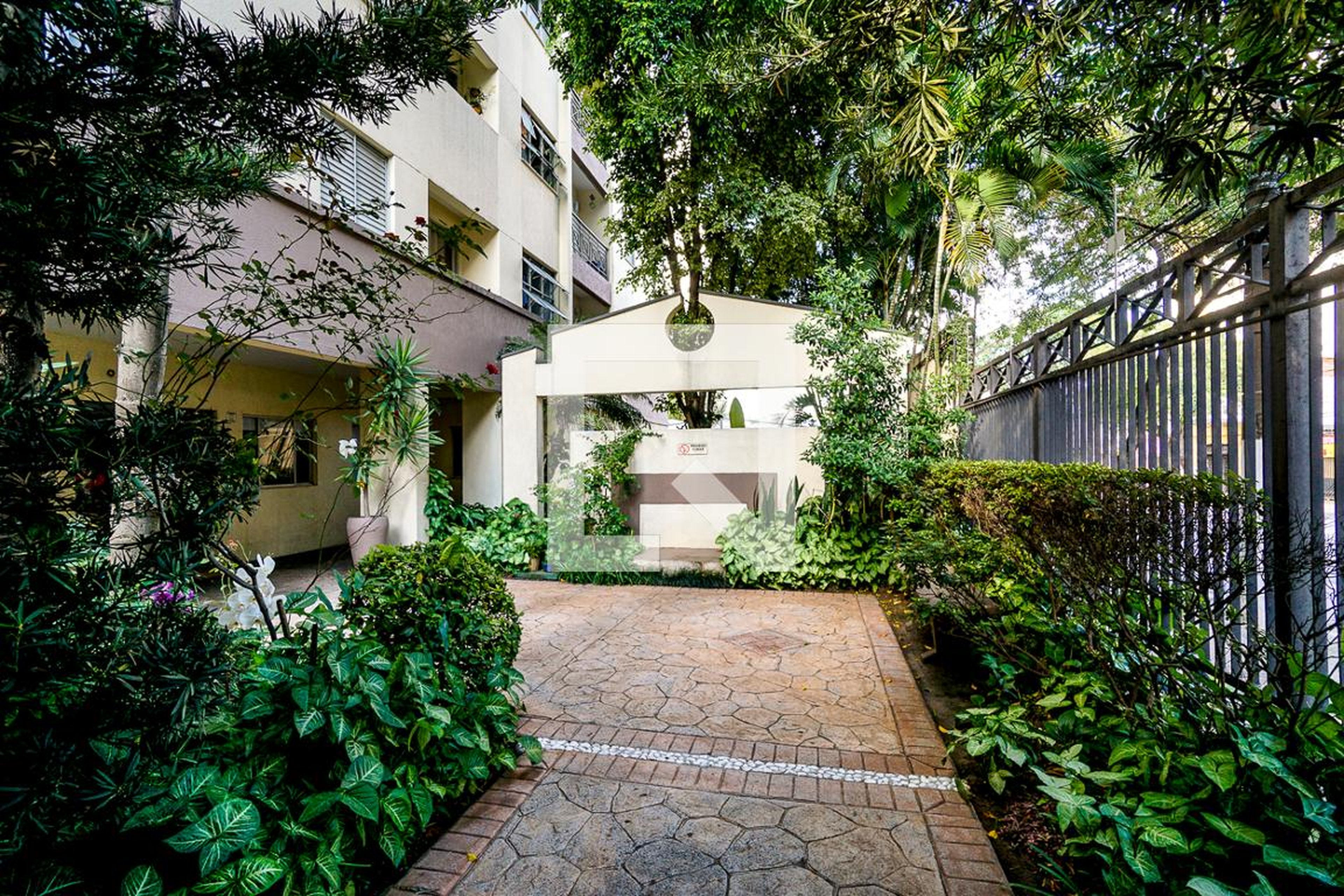 Entrada - Indiana Gardens