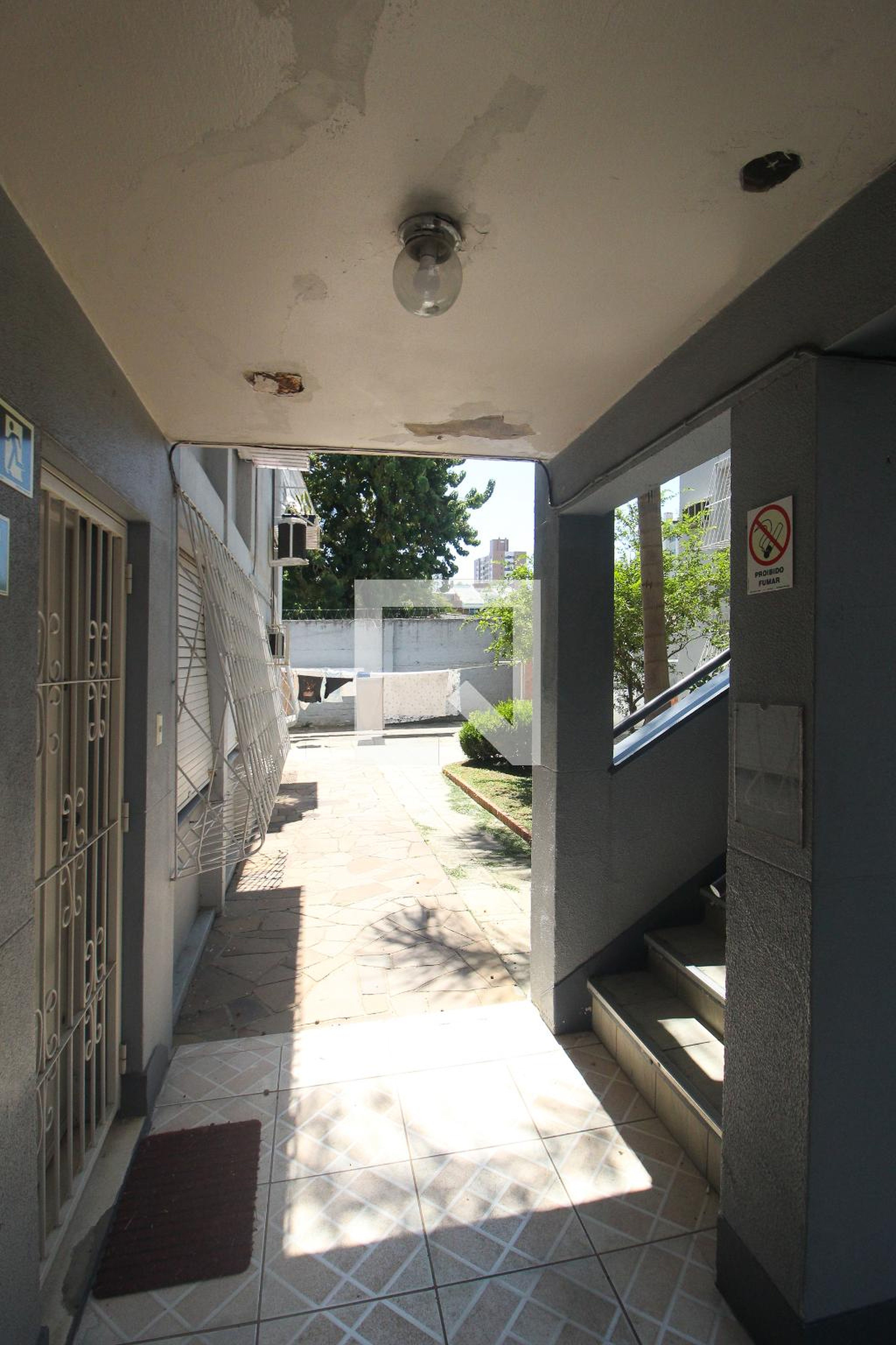 Hall de entrada - Edifício Conjunto Residencial Timbauva