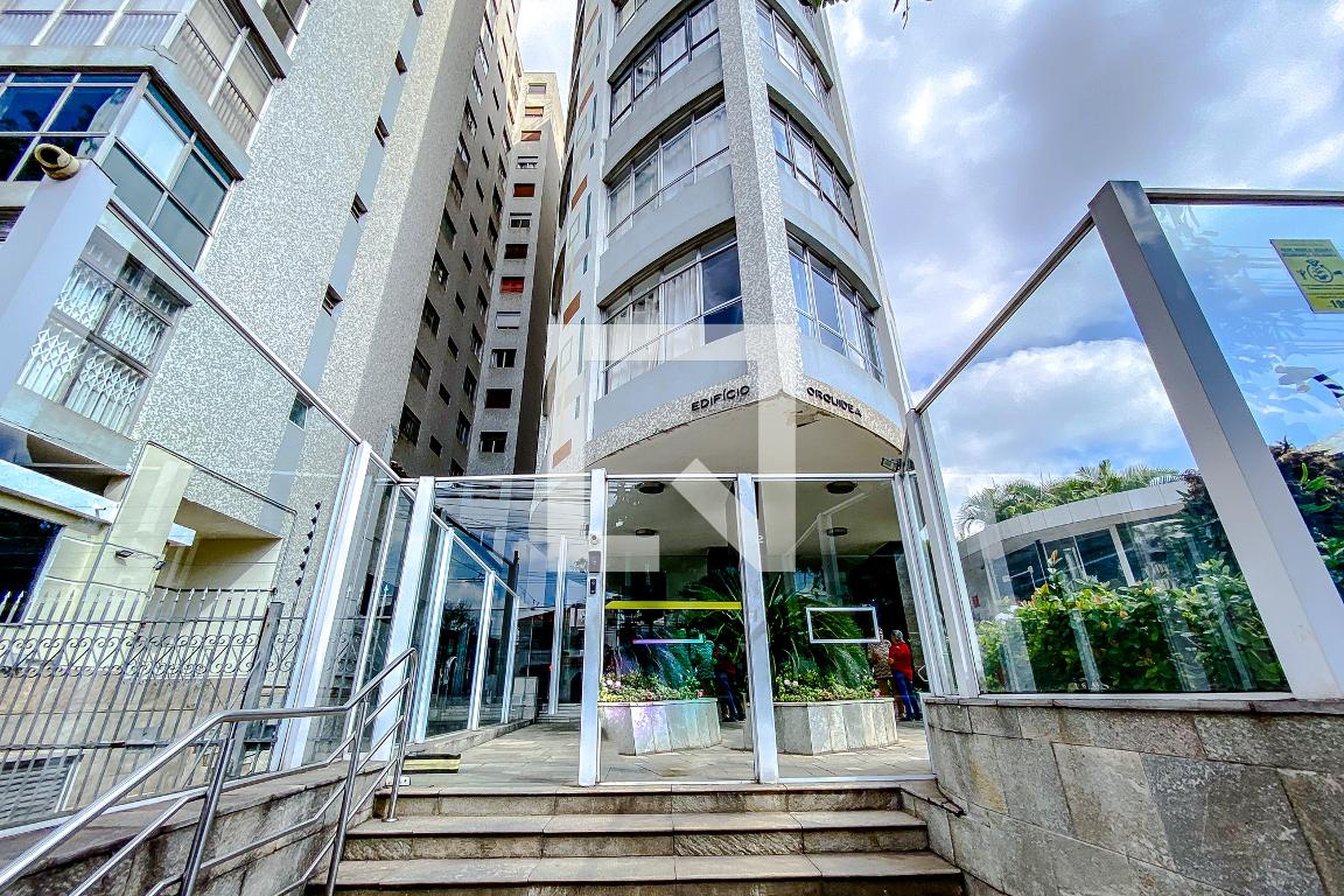 Fachada Edificio Orquidea