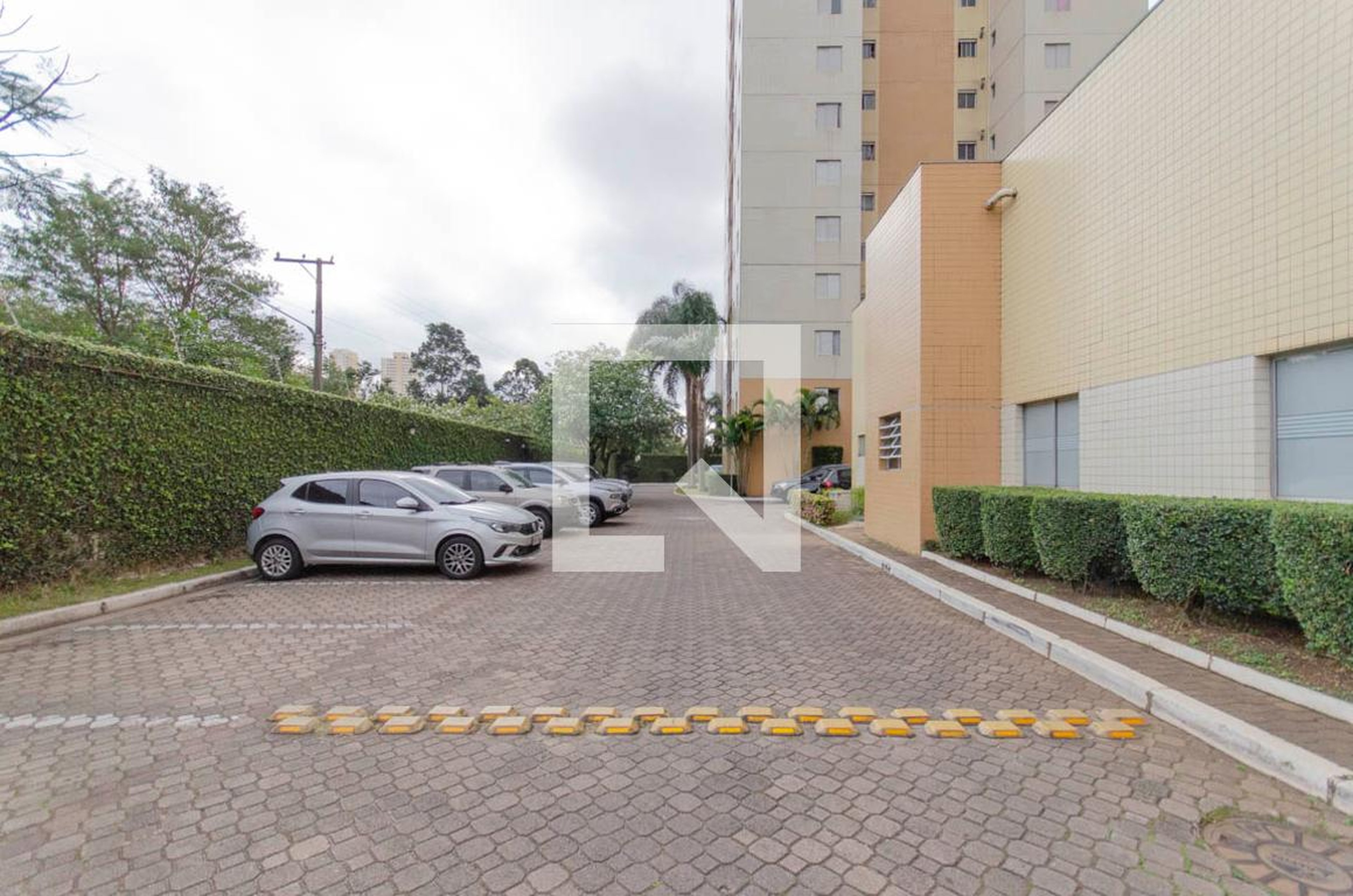 Estacionamento - Quatro Estações